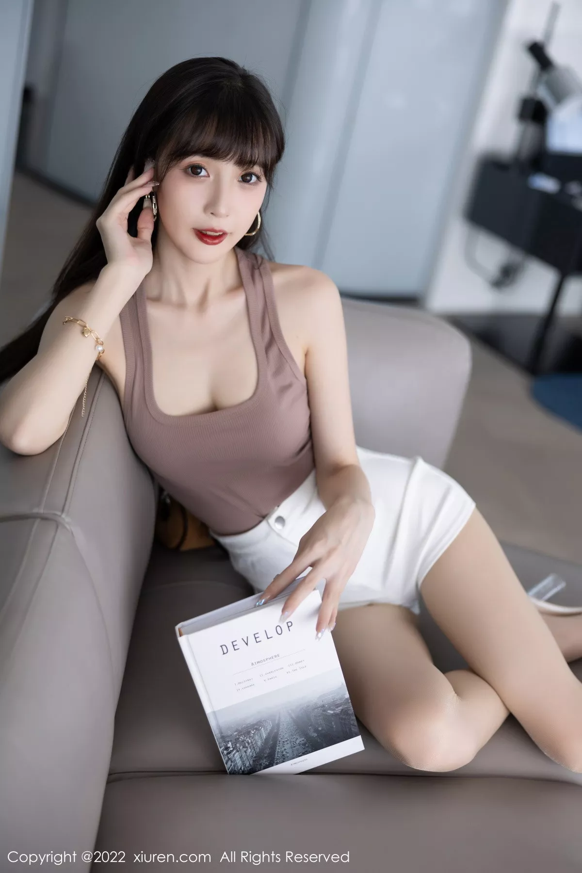 秀人集.com_[XiuRen秀人网]No.5724_模特林星阑性感咖啡色高开叉服配白色短裙秀曼妙身姿诱惑写真93P