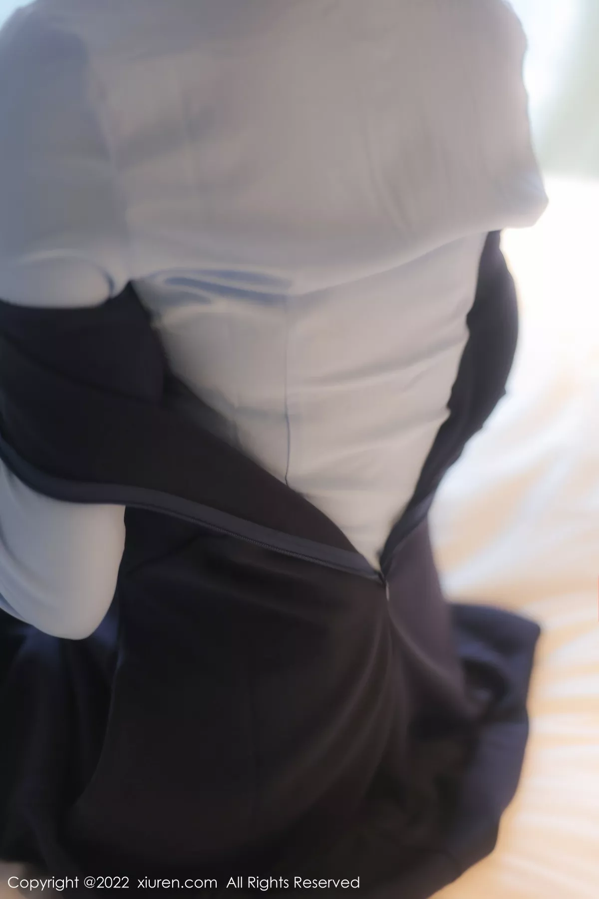 秀人集.com_[XiuRen秀人网]No.5727_模特宋愉愉脱性感深蓝短裙制服露蕾丝内衣配超薄黑丝诱惑写真85P