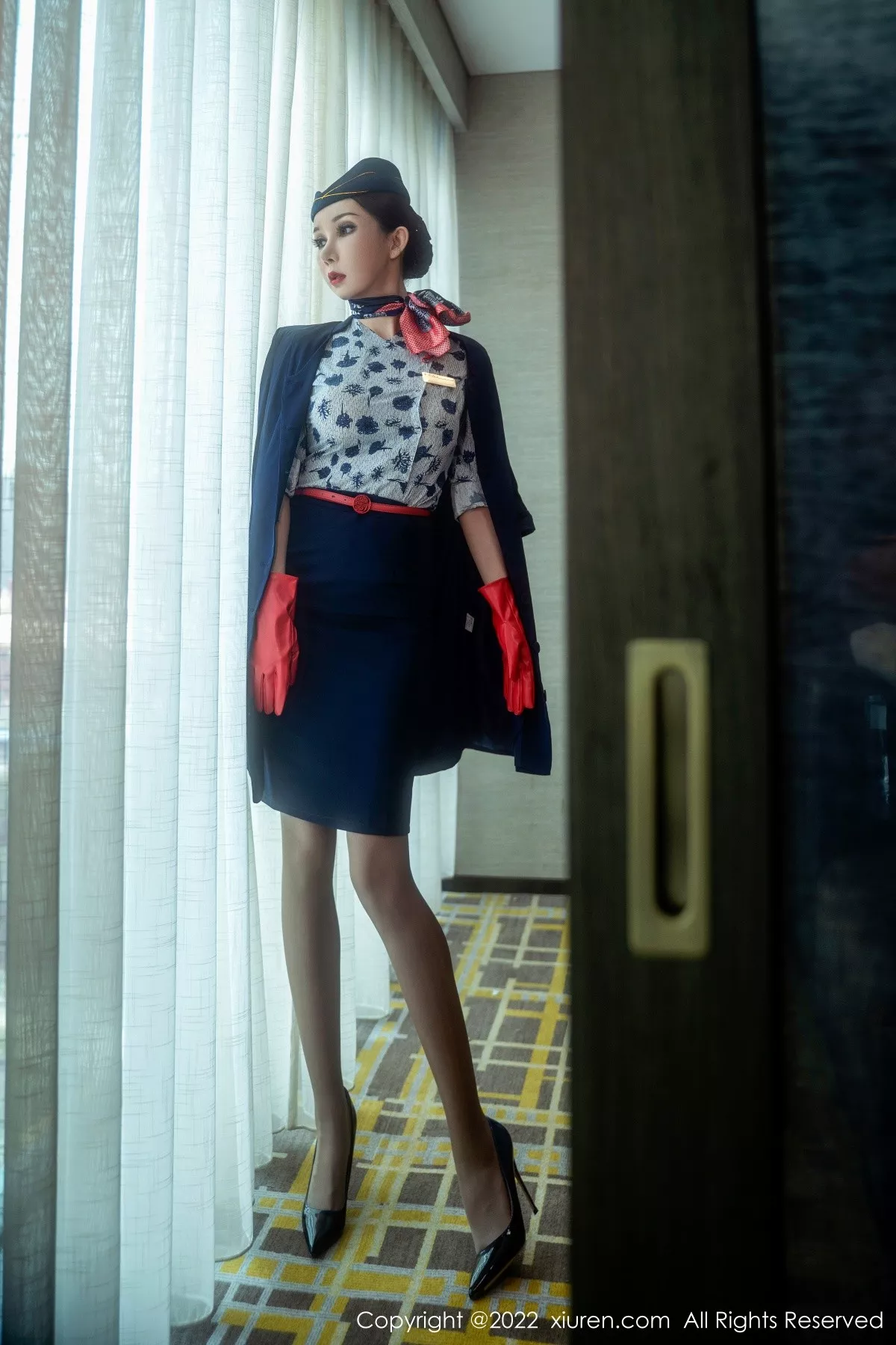 秀人集.com_[XiuRen秀人网]No.5609_模特陈怡曼御姐空乘系列私房半脱露透视内衣秀惹火身材诱惑写真61P