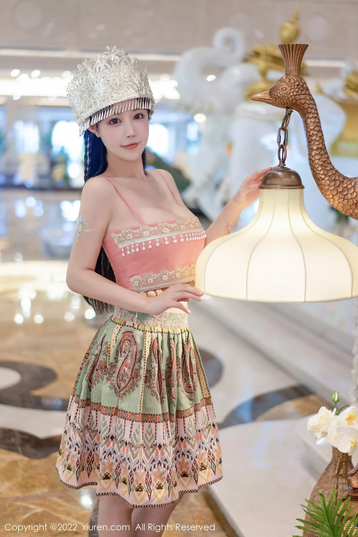 秀人集.com_[XiuRen秀人网]No.5615_女神朱可儿Flora民族服饰装扮性感粉色吊带露傲人豪乳诱惑写真70P