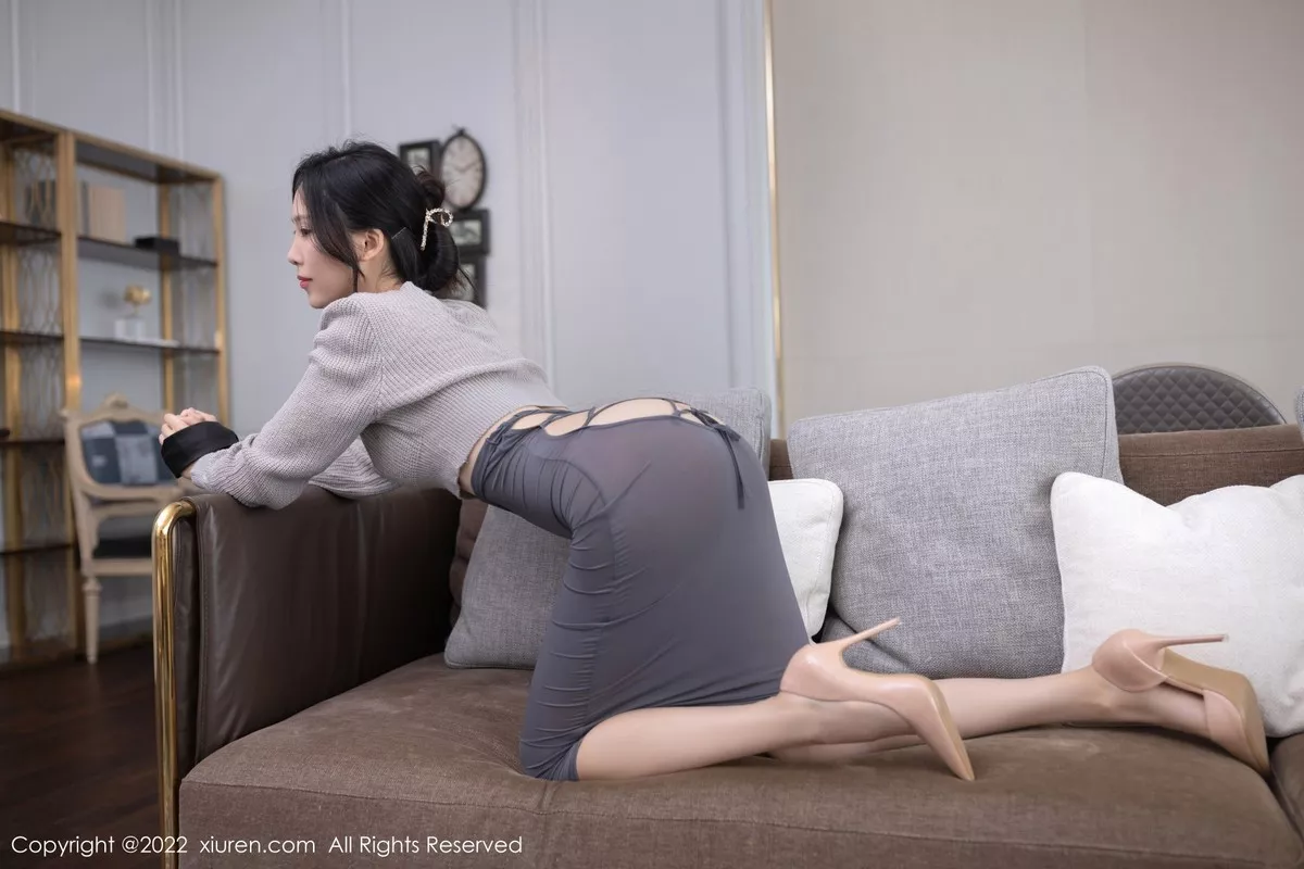 秀人集.com_[XiuRen秀人网]No.5620_模特利世情节拍摄性感灰色毛线上衣配长裙秀完美身材诱惑写真82P