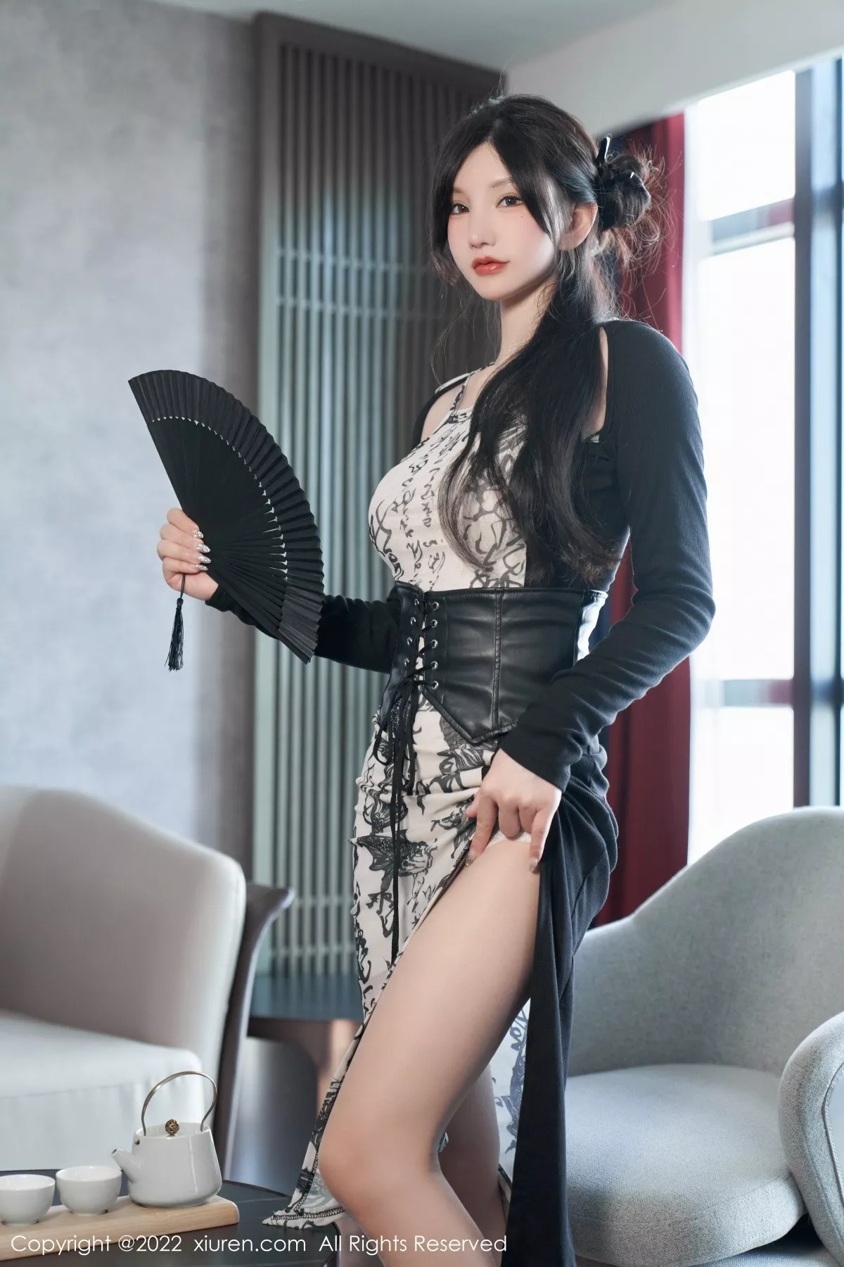 秀人集.com_[XiuRen秀人网]No.5623_女神周于希Sally性感拼色连衣裙配超薄开档肉丝绝美诱惑写真94P