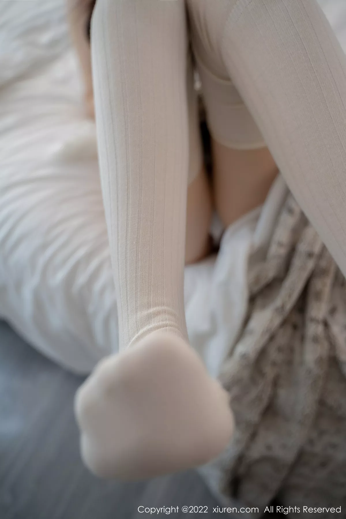 秀人集.com_[XiuRen秀人网]No.5787_女神奶瓶土肥圆私房性感睡袍露米色长筒袜秀丰满身材诱惑写真94P