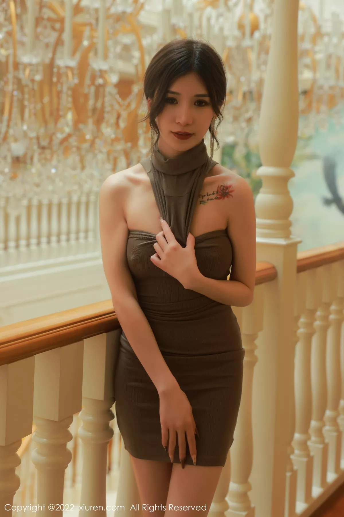 秀人集.com_[XiuRen秀人网]No.5786_模特hebe韩心雨澳门旅拍性感收身连衣短裙秀凹凸身材诱惑写真52P