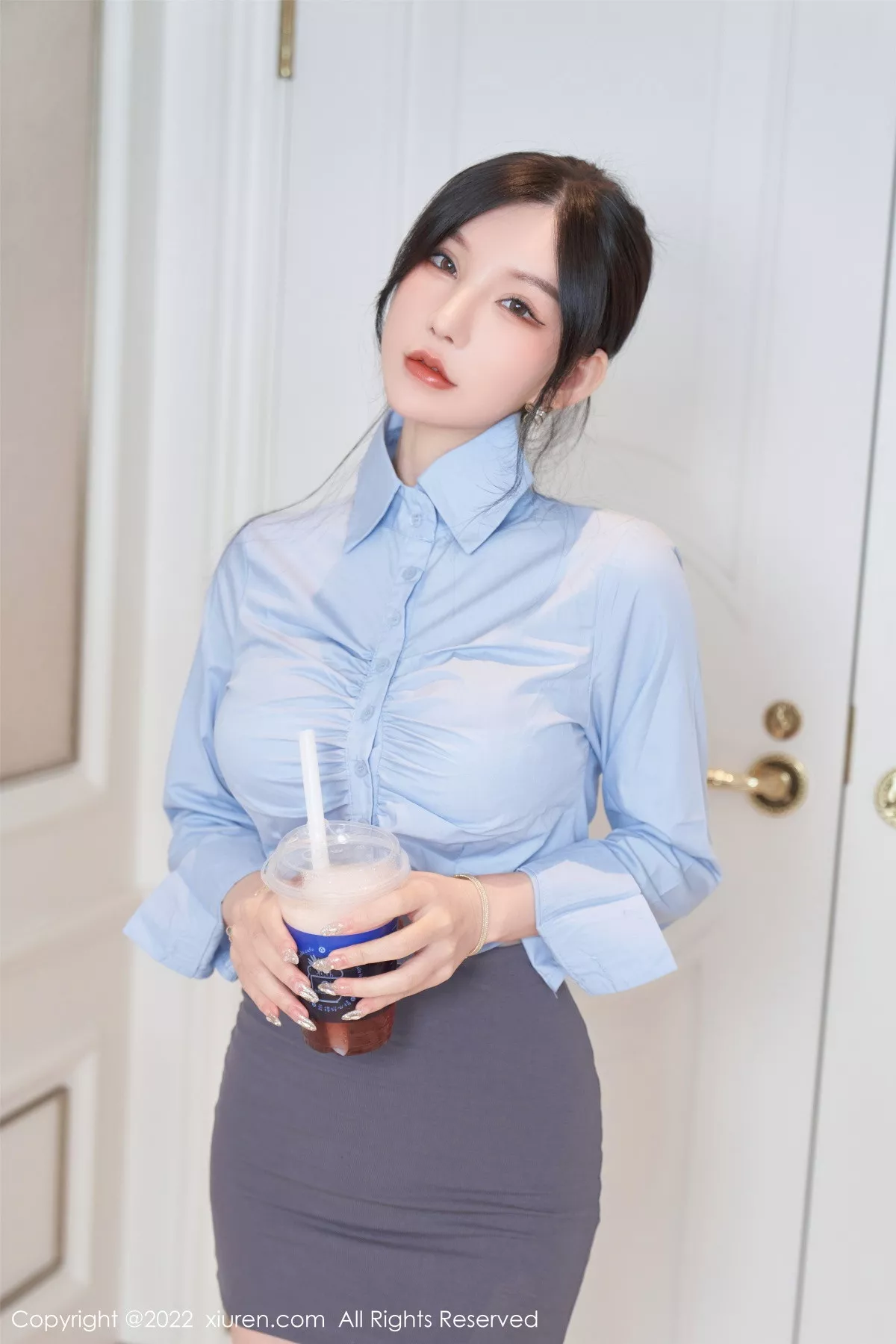 秀人集.com_[XiuRen秀人网]No.5812_女神周于希Sally性感衬衫配灰短裙露蕾丝内衣配超薄肉丝诱惑写真90P