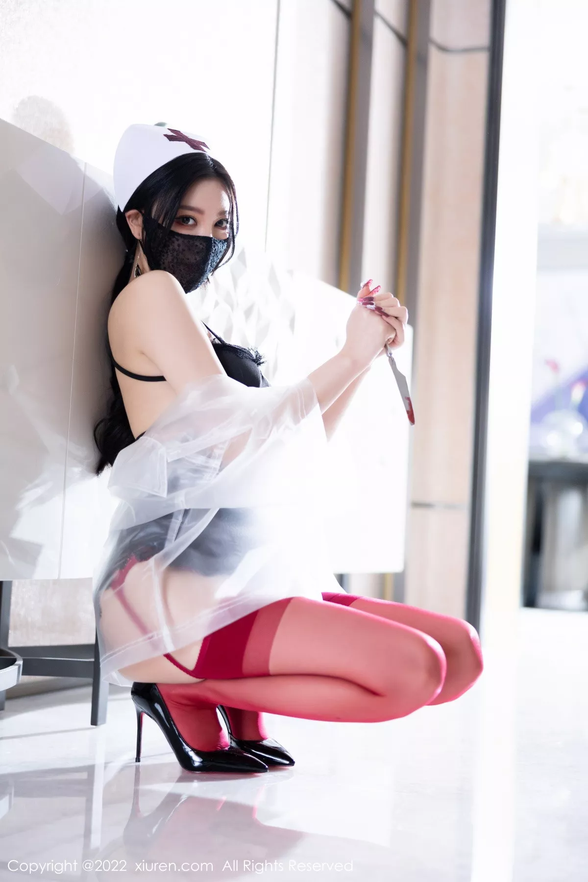 秀人集.com_[XiuRen秀人网]No.5751_女神杨晨晨Yome万圣节主题黑色吊带上衣配红丝袜完美诱惑写真90P