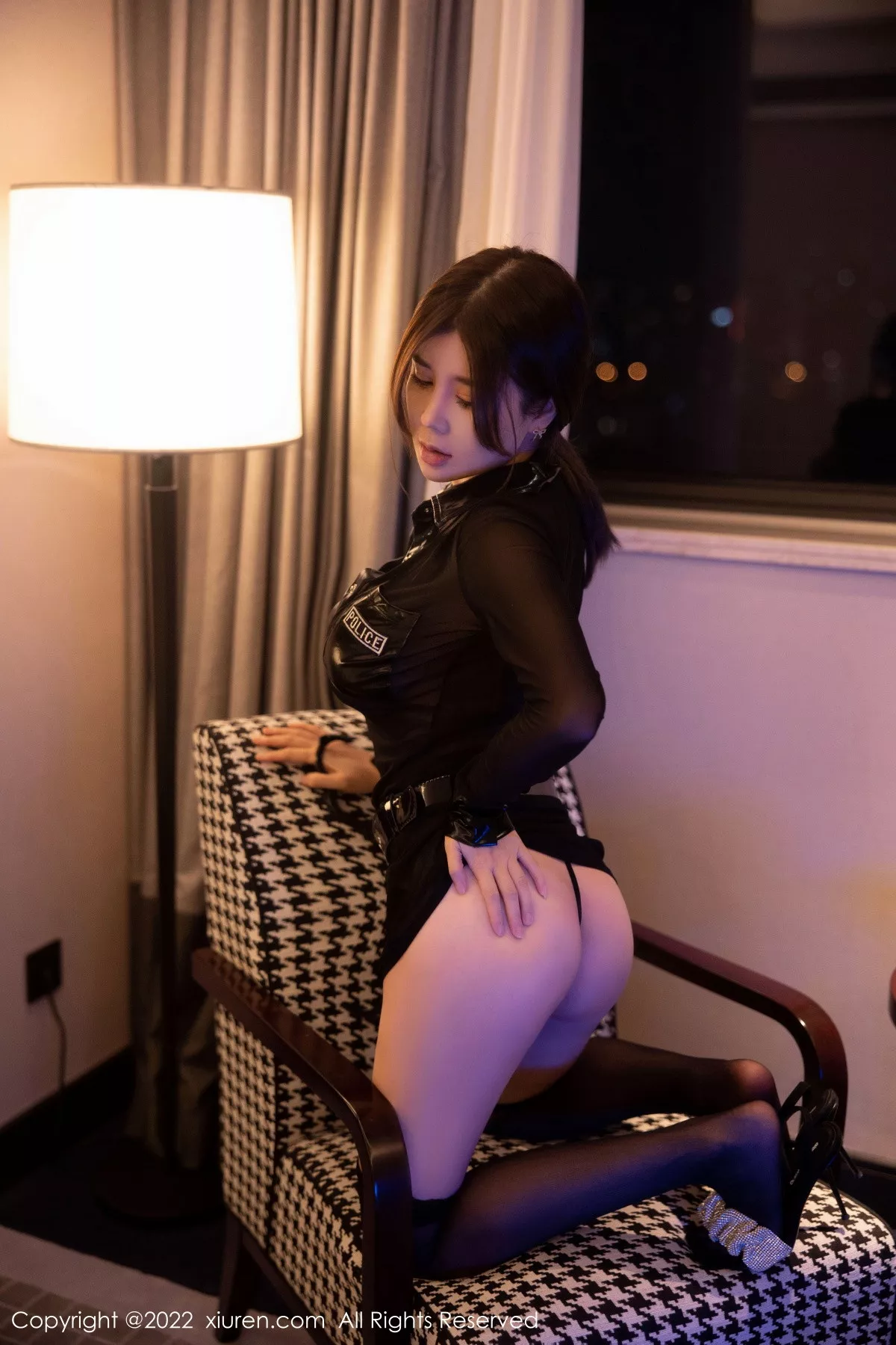 秀人集.com_[XiuRen秀人网]No.5750_模特周jojobaby性感黑色情趣警官制服露丁字裤秀翘臀诱惑写真78P