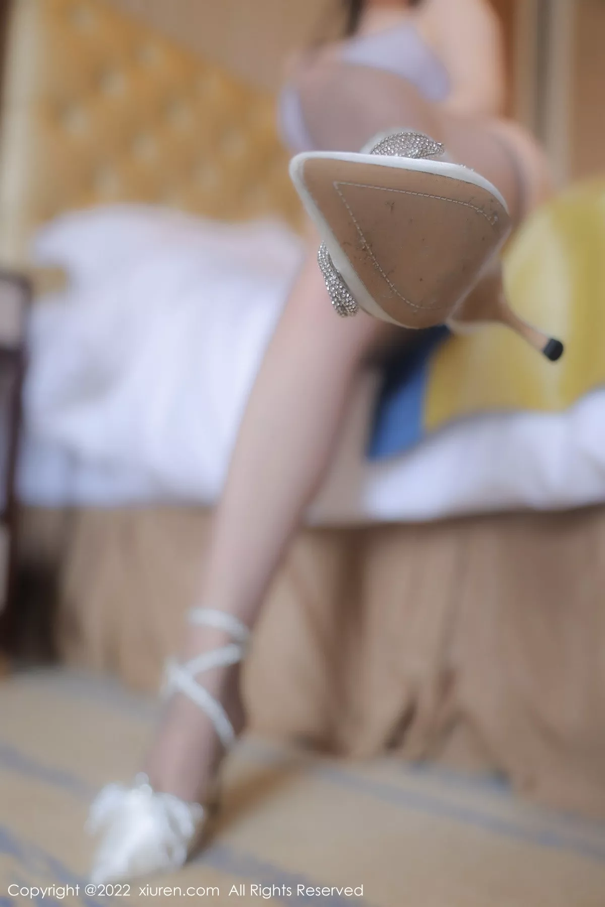 秀人集.com_[XiuRen秀人网]No.5829_模特诗诗kiki黑色上衣配浅灰色短裙露性感蕾丝内衣惹火诱惑写真92P