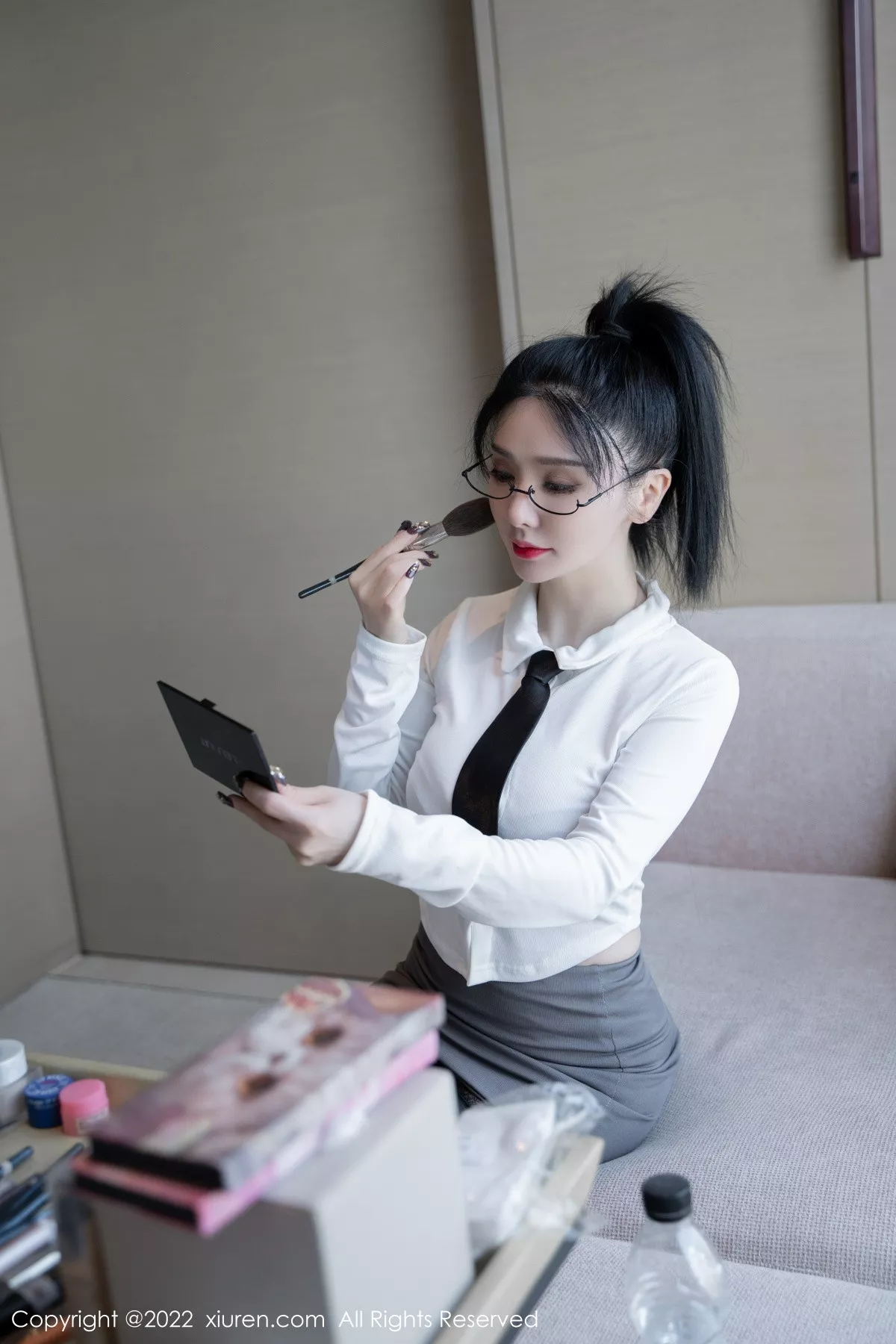 秀人集.com_[XiuRen秀人网]No.5856_模特潘娇娇性感白色上衣配灰短裙半撩秀巨乳肥臀惹火诱惑写真118P