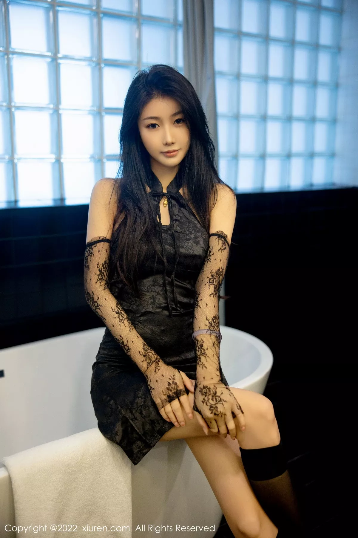 秀人集.com_[XiuRen秀人网]No.5864_模特苏苏阿性感黑色轻透情趣服配超薄黑丝秀绝美身姿诱惑写真79P