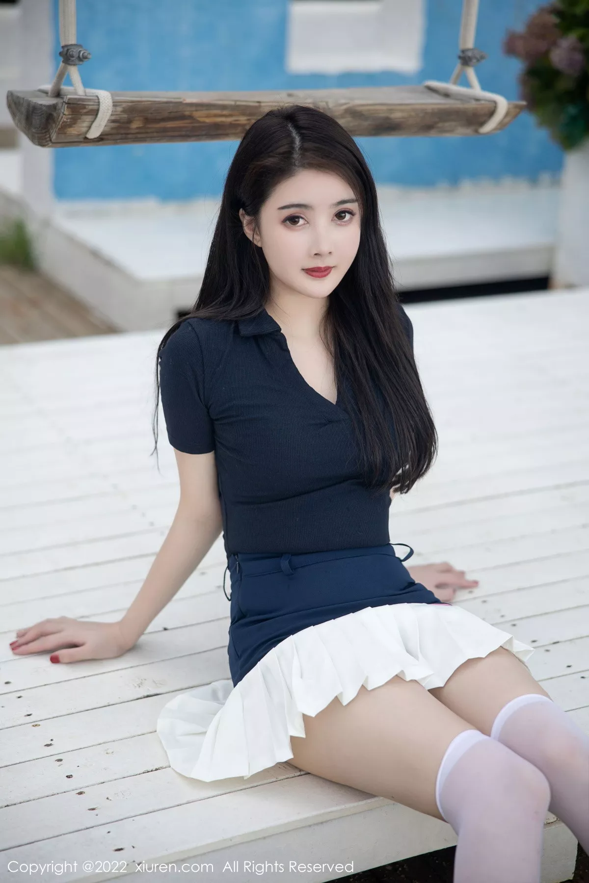 秀人集.com_[XiuRen秀人网]No.5870_模特Summer宝宝深色上衣配白短裙露性感粉色蕾丝内衣诱惑写真54P