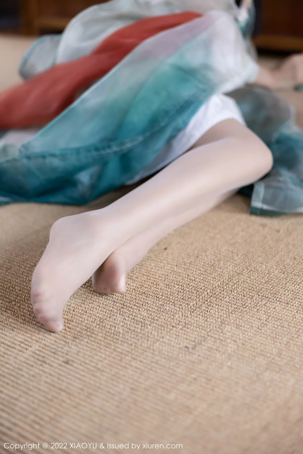 秀人集.com_[XiaoYu画语界]Vol.889_女神王馨瑶yanni杭州旅拍户外场景性感浅色古装服迷人诱惑写真92P