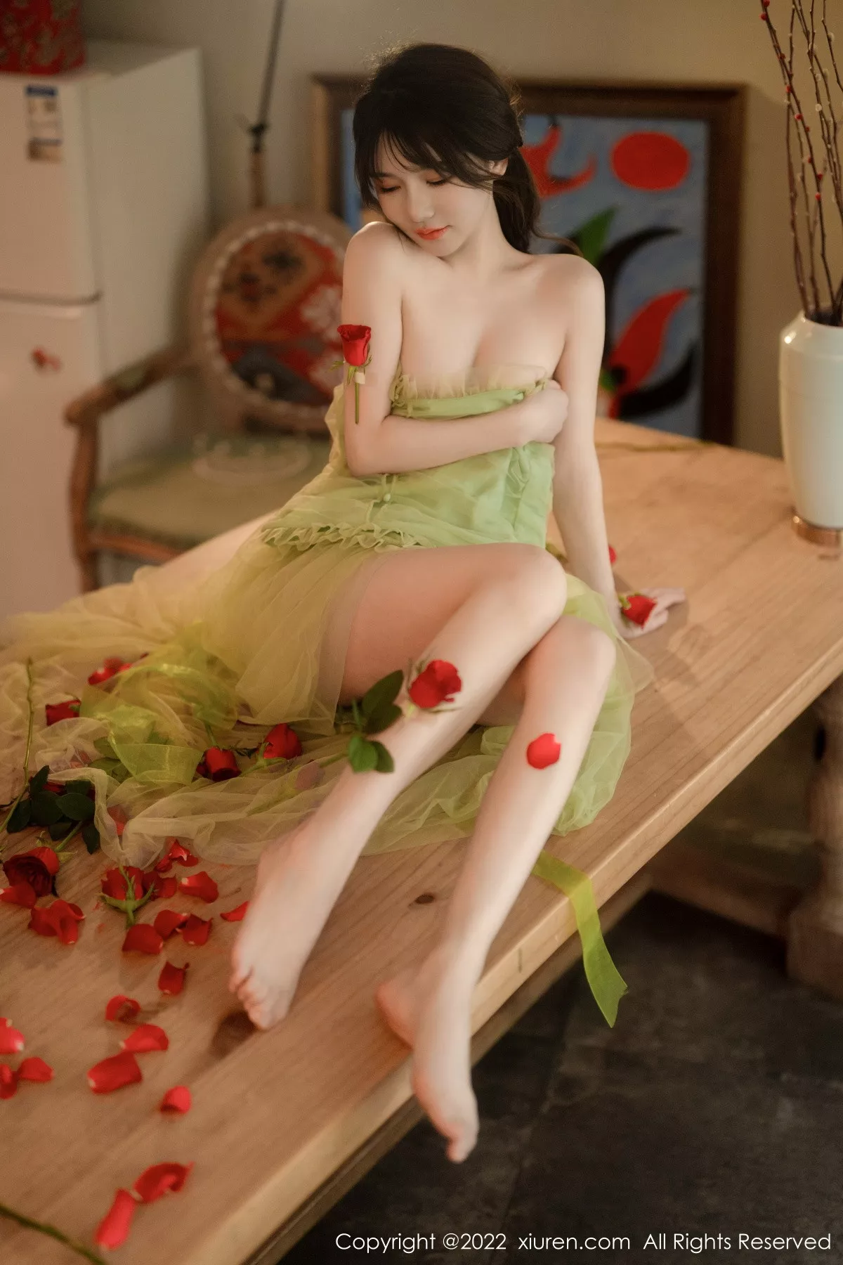 秀人集.com_[XiuRen秀人网]No.5875_模特婠婠么私房性感淡绿色连衣裙秀曼妙身姿白嫩美腿诱惑写真85P