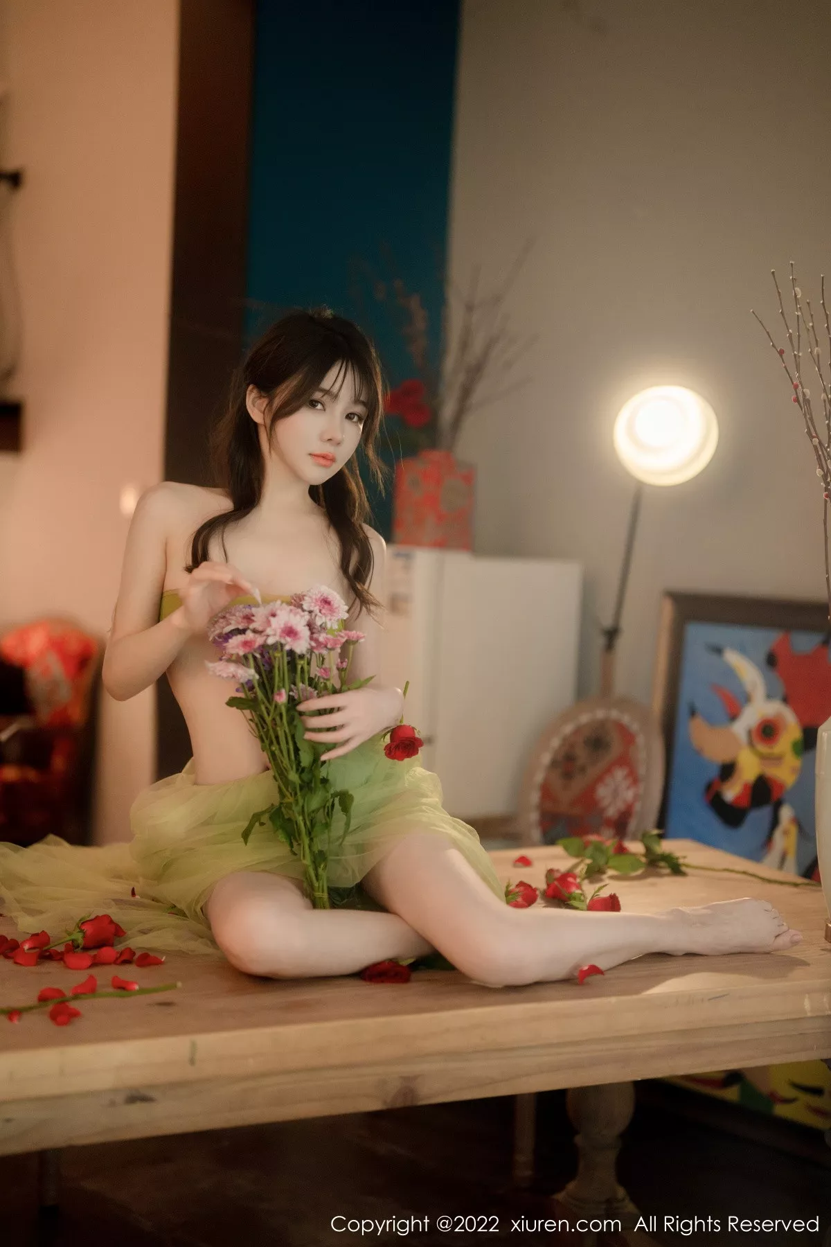 秀人集.com_[XiuRen秀人网]No.5875_模特婠婠么私房性感淡绿色连衣裙秀曼妙身姿白嫩美腿诱惑写真85P