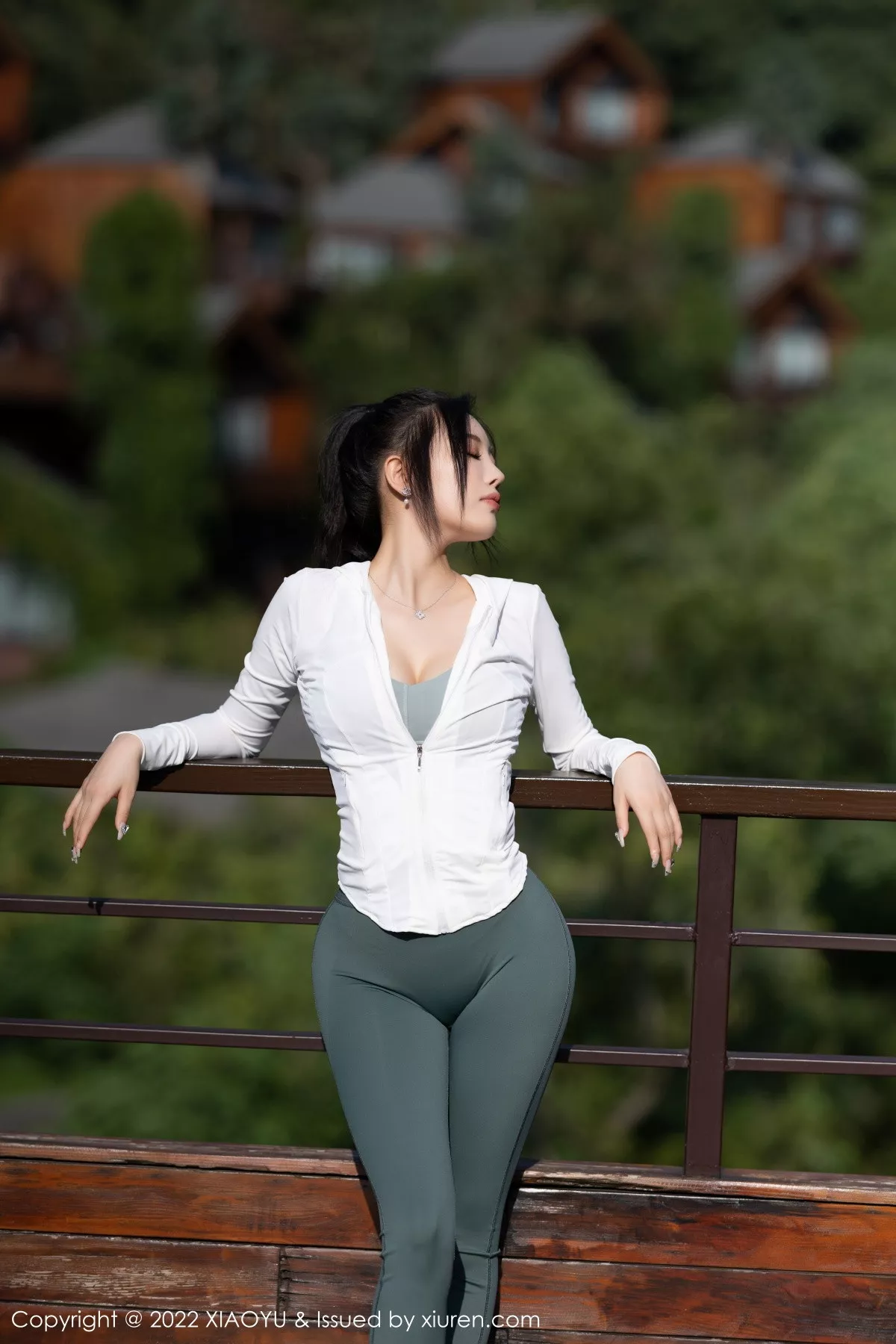 秀人集.com_[XiaoYu画语界]Vol.892_女神杨晨晨Yome性感白色外衣配紧身长裤秀完美身材诱惑写真95P