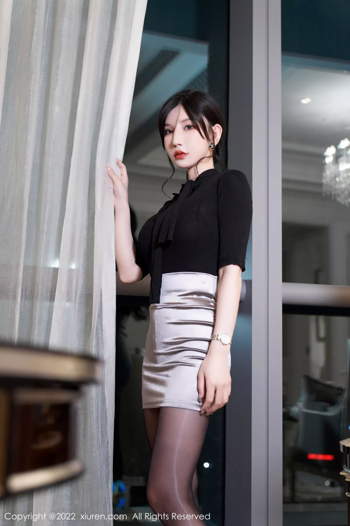 秀人集.com_[XiuRen秀人网]No.5777_女神周于希Sally黑上衣配浅色短裙露超薄闪亮黑丝极致魅惑写真89P