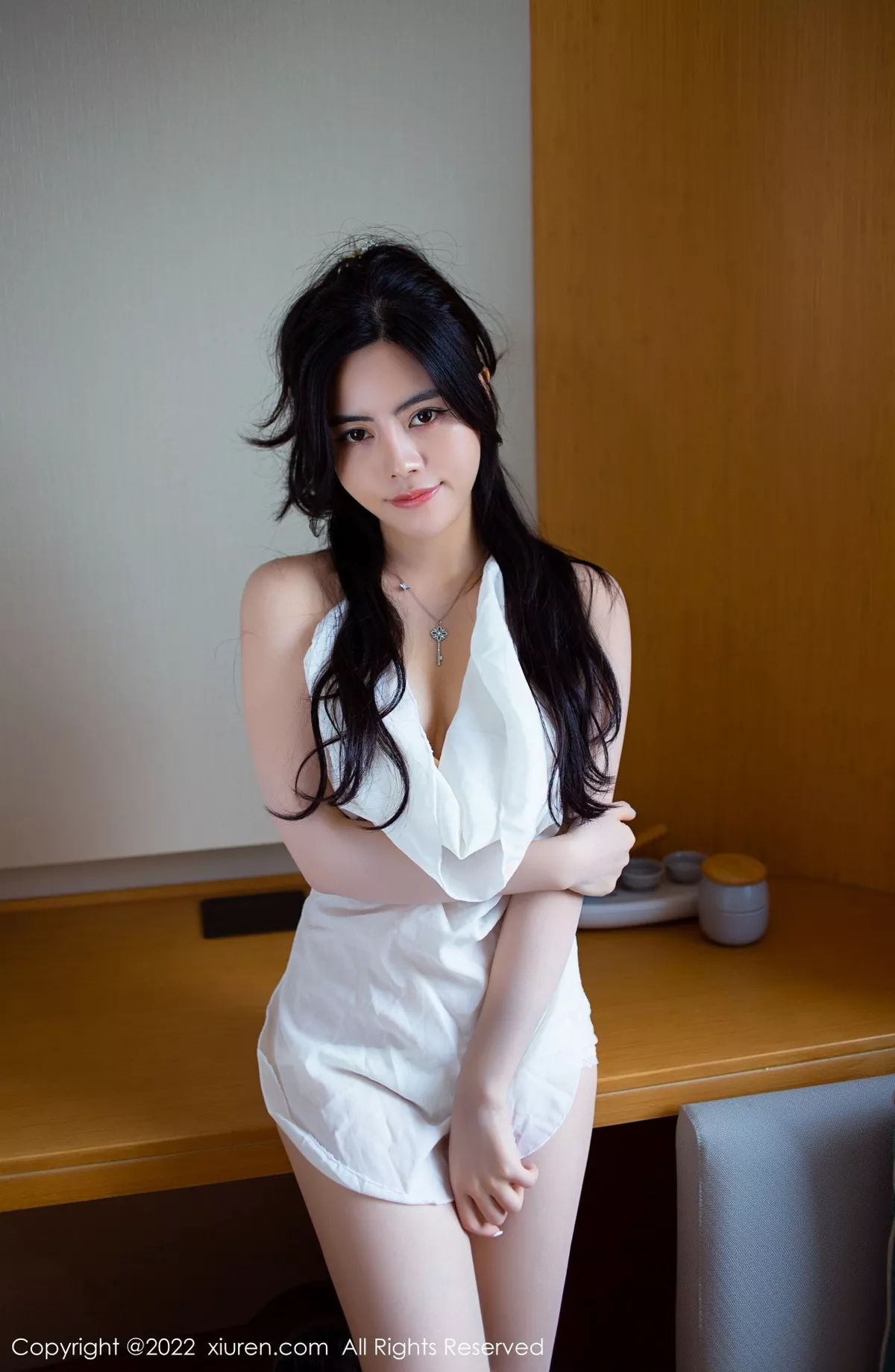 秀人集.com_[XiuRen秀人网]No.5929_模特白甜私房多套服饰性感白色真空系列秀完美身材迷人诱惑写真94P