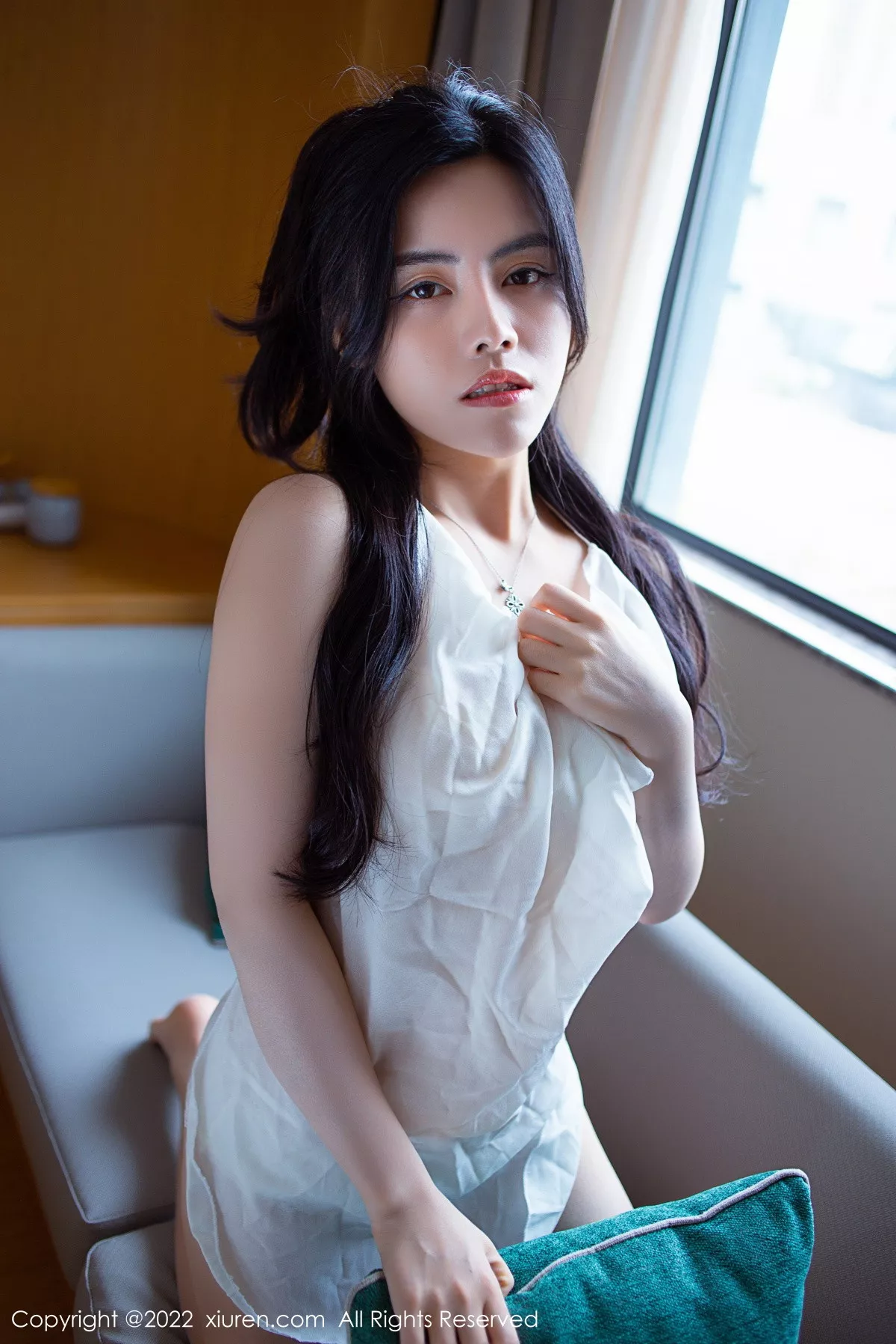 秀人集.com_[XiuRen秀人网]No.5929_模特白甜私房多套服饰性感白色真空系列秀完美身材迷人诱惑写真94P