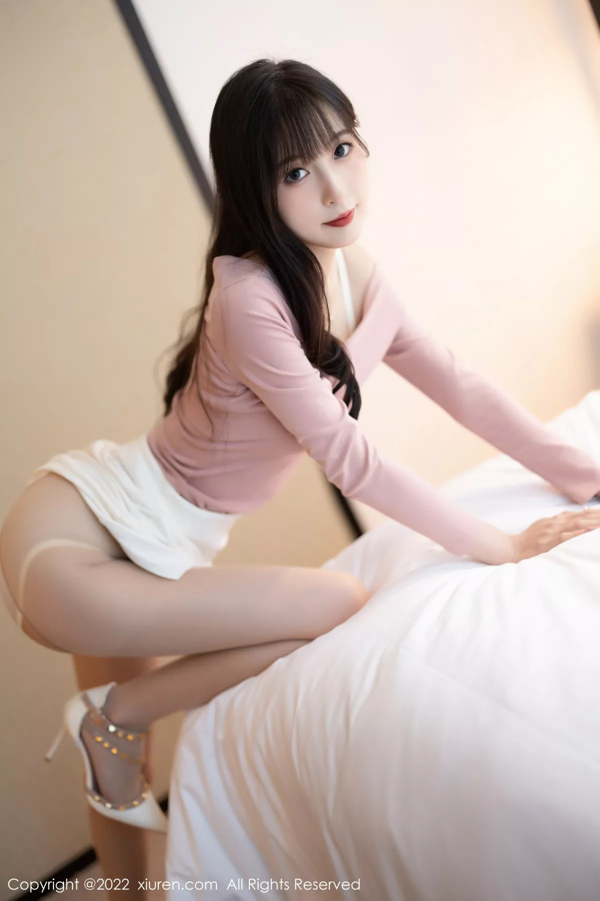 秀人集.com_[XiuRen秀人网]No.5934_模特林星阑紫色露肩上衣配白短裙露蕾丝内衣开档肉丝诱惑写真81P