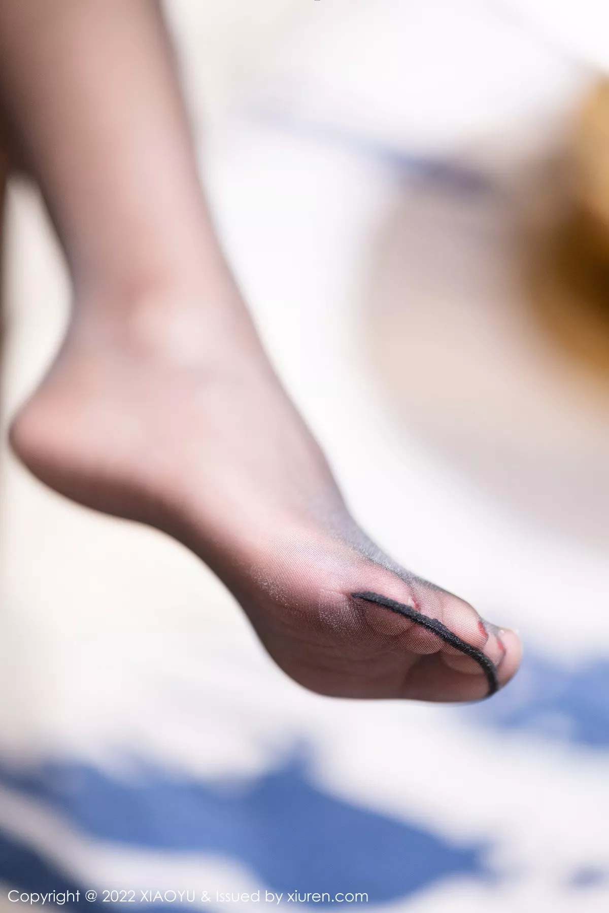 秀人集.com_[XiaoYu画语界]Vol.916_女神王馨瑶yanni半脱露轻透服饰配超薄黑丝秀惹火身材诱惑写真93P