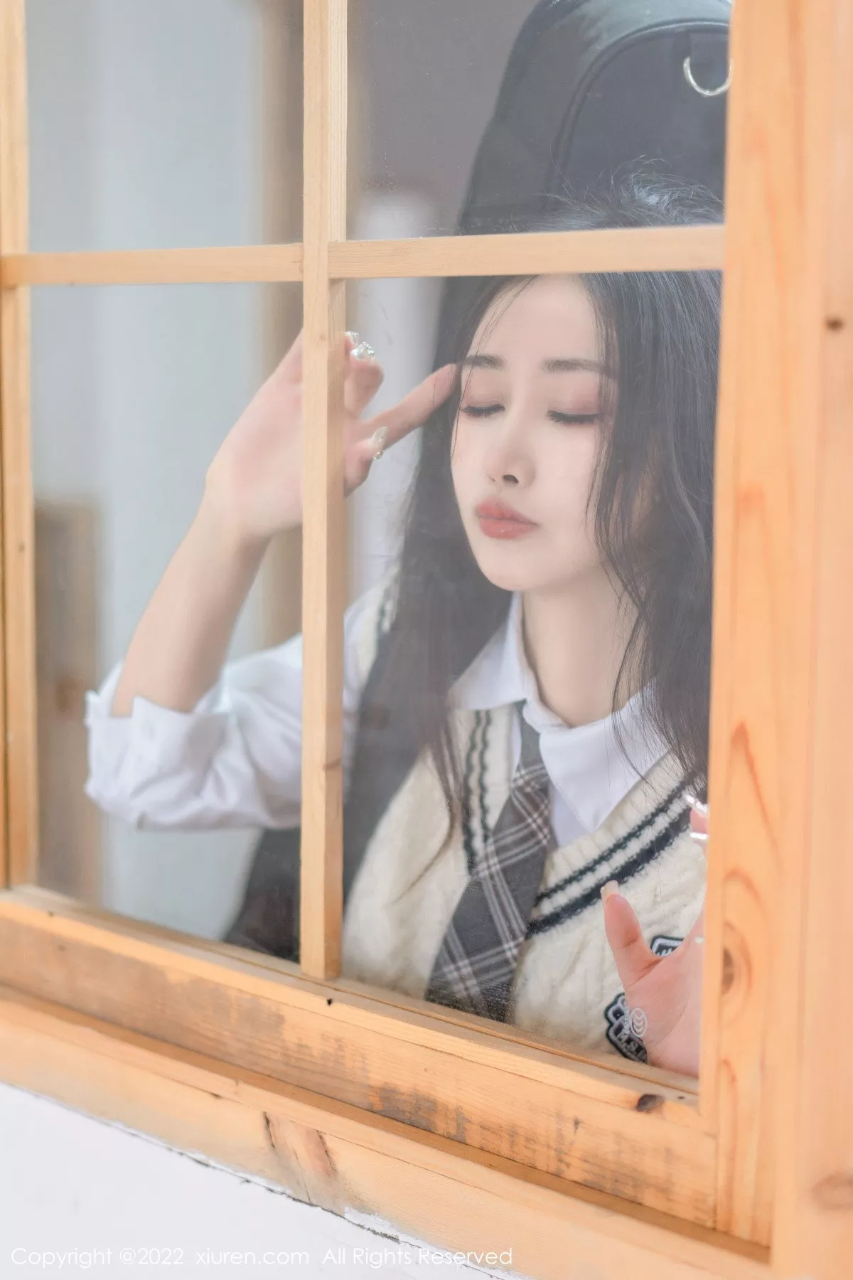 秀人集.com_[XiuRen秀人网]No.5970_模特Laura阿姣性感学妹短裙制服露白色内衣秀曼妙身姿迷人写真99P