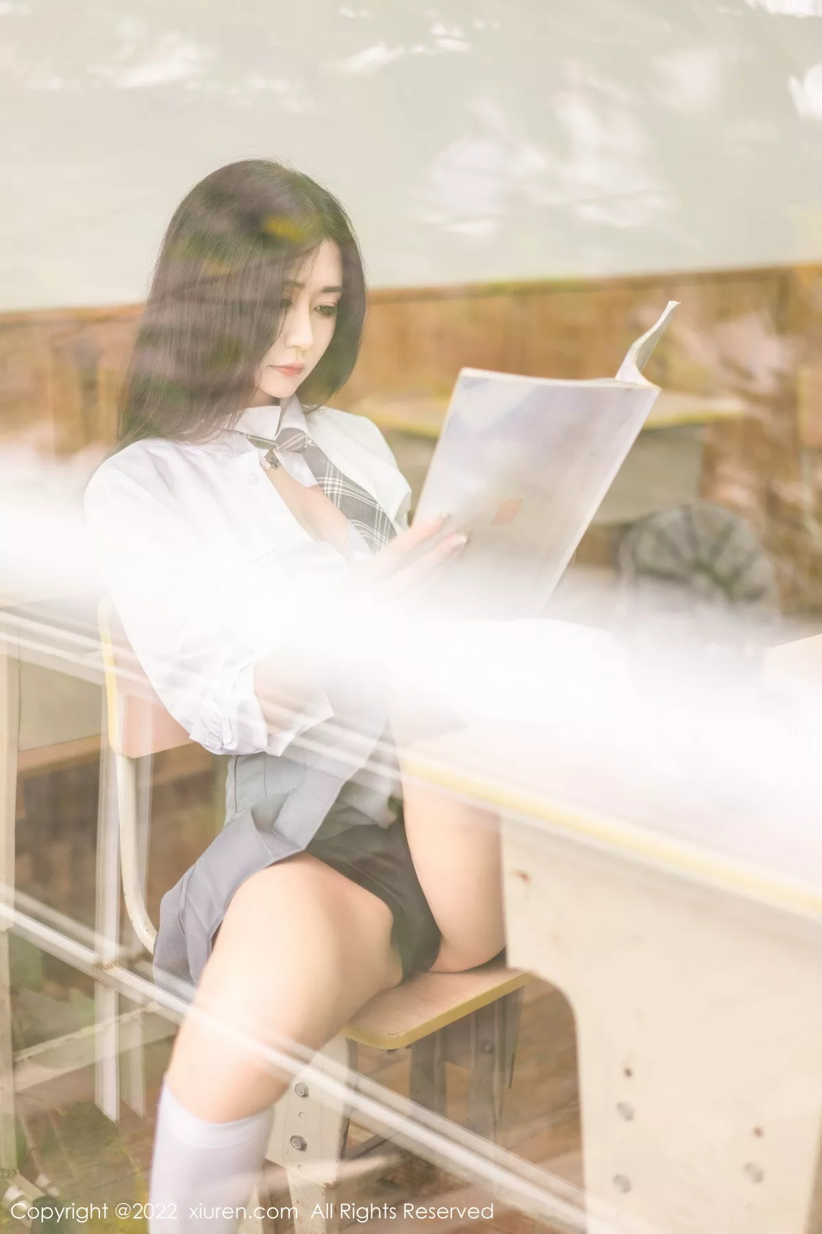 秀人集.com_[XiuRen秀人网]No.5970_模特Laura阿姣性感学妹短裙制服露白色内衣秀曼妙身姿迷人写真99P