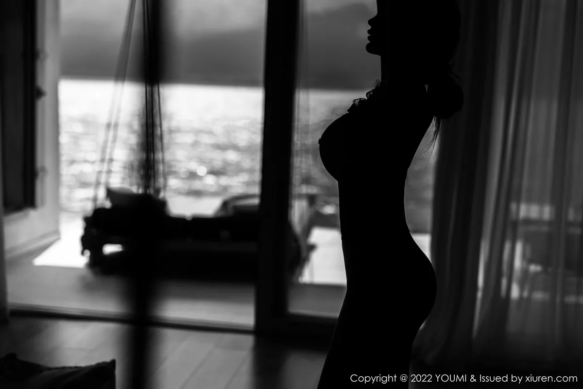 秀人集.com_[YouMi尤蜜荟]Vol.876_女神Carol周妍希脱白色服饰露蕾丝内衣配超薄无内肉丝诱惑写真77P