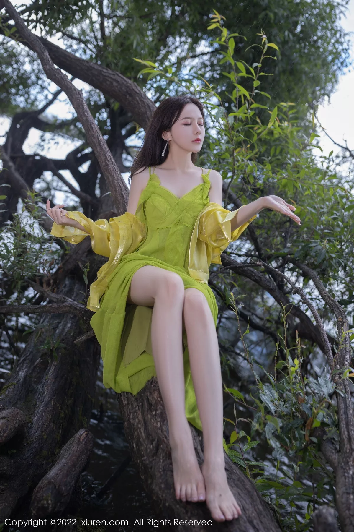 秀人集.com_[XiuRen秀人网]No.5979_模特鱼子酱Fish四季拍摄主题性感吊裙系列秀完美身材诱惑写真73P