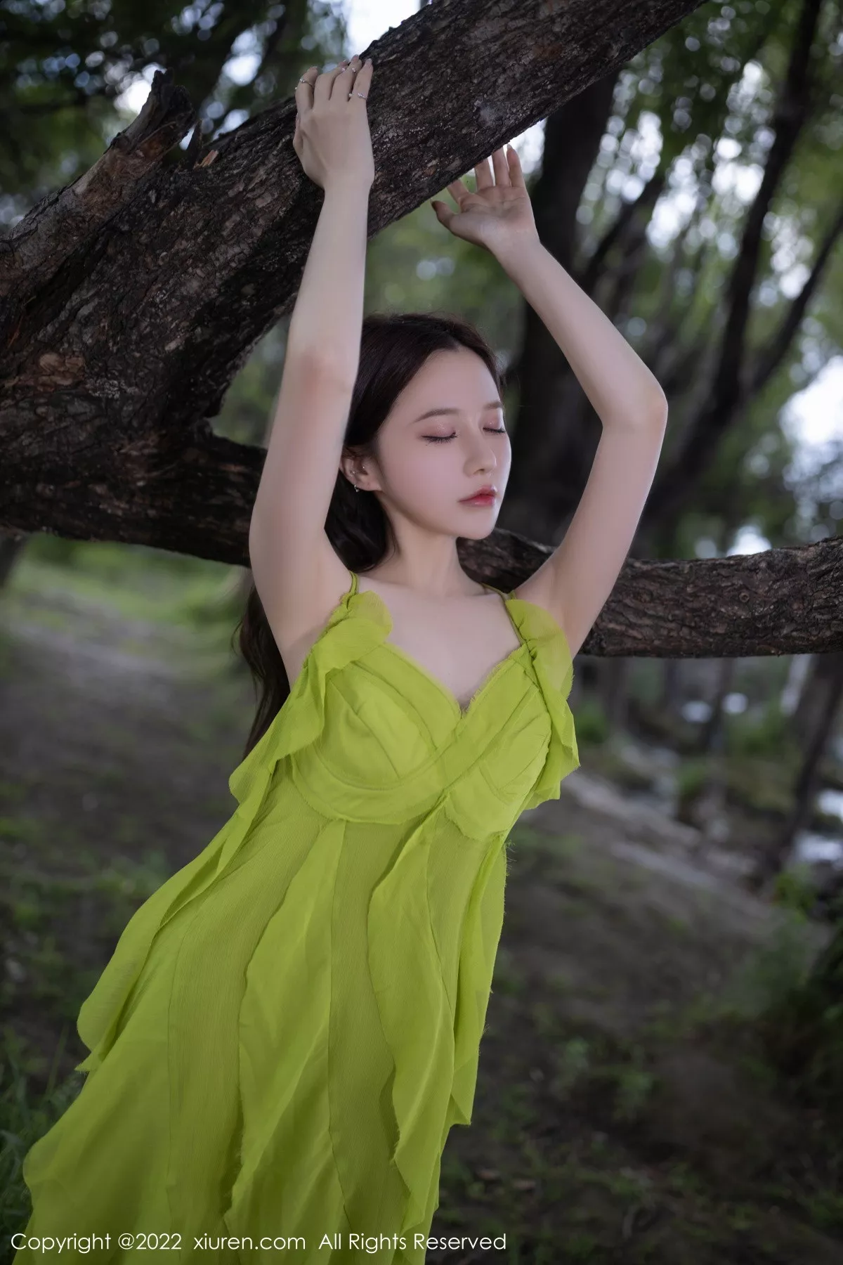 秀人集.com_[XiuRen秀人网]No.5979_模特鱼子酱Fish四季拍摄主题性感吊裙系列秀完美身材诱惑写真73P