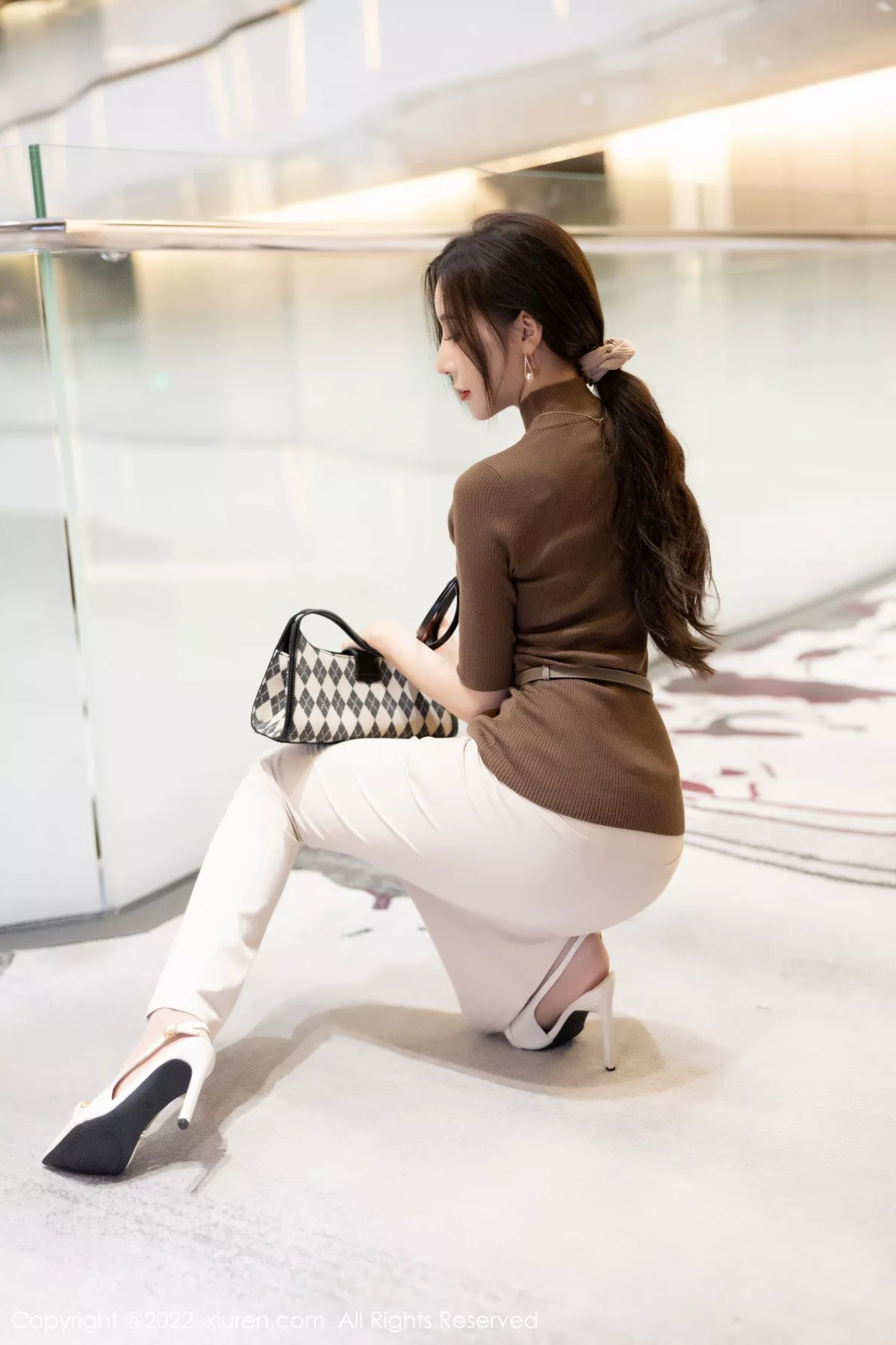 秀人集.com_[XiuRen秀人网]No.5978_女神王馨瑶yanni私房半脱露性感蓝色内衣配超薄无内肉丝诱惑写真81P