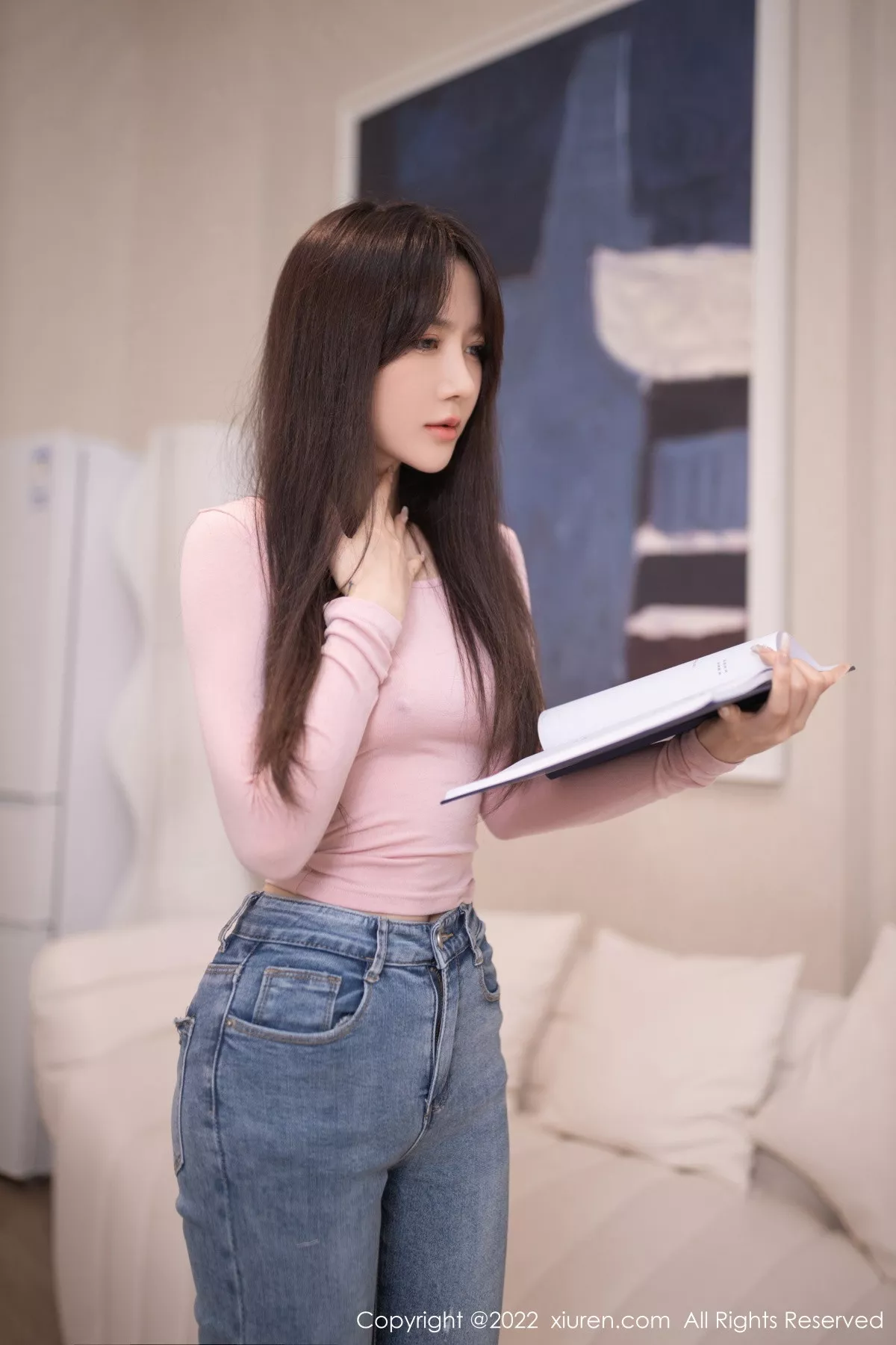 秀人集.com_[XiuRen秀人网]No.6011_模特鱼子酱Fish粉色收身上衣配牛仔裤半脱秀曼妙身姿诱惑写真84P