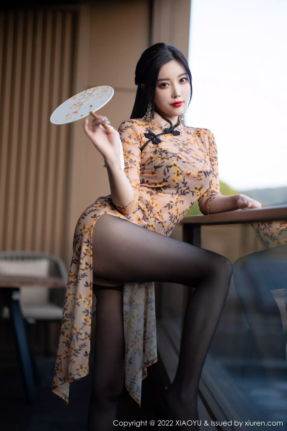 秀人集.com_[XiaoYu画语界]Vol.927_女神杨晨晨Yome脱轻透旗袍露黑色蕾丝内衣配开档黑丝诱惑写真88P