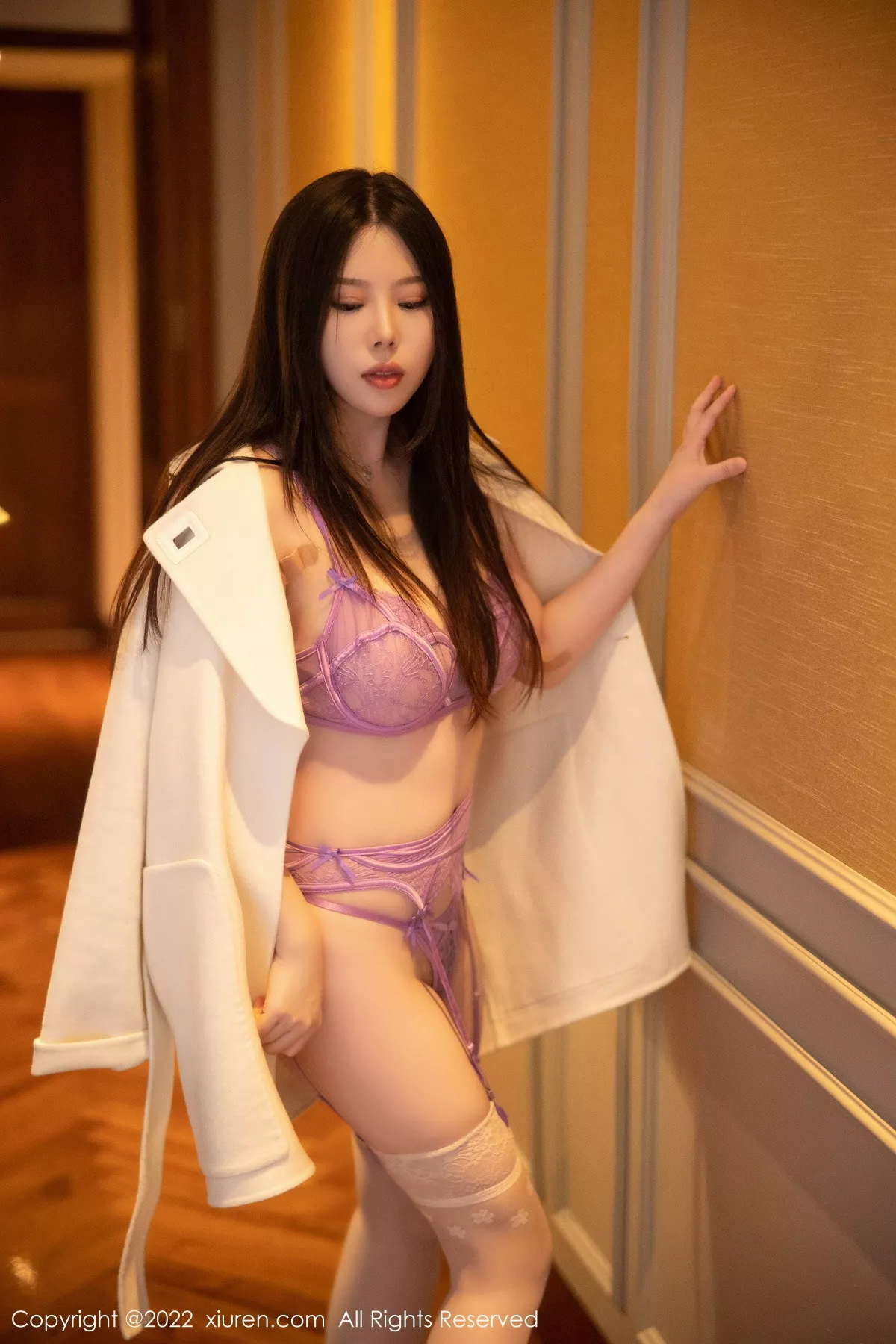 秀人集.com_[XiuRen秀人网]No.6016_模特白茹雪玫红色蕾丝情趣内衣配白丝吊袜秀惹火身材诱惑写真44P