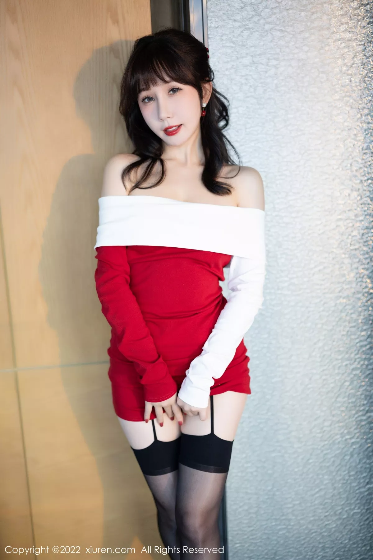 秀人集.com_[XiuRen秀人网]No.6015_模特波巧酱海南岛旅拍圣诞主题性感红色情趣内衣惹火诱惑写真83P