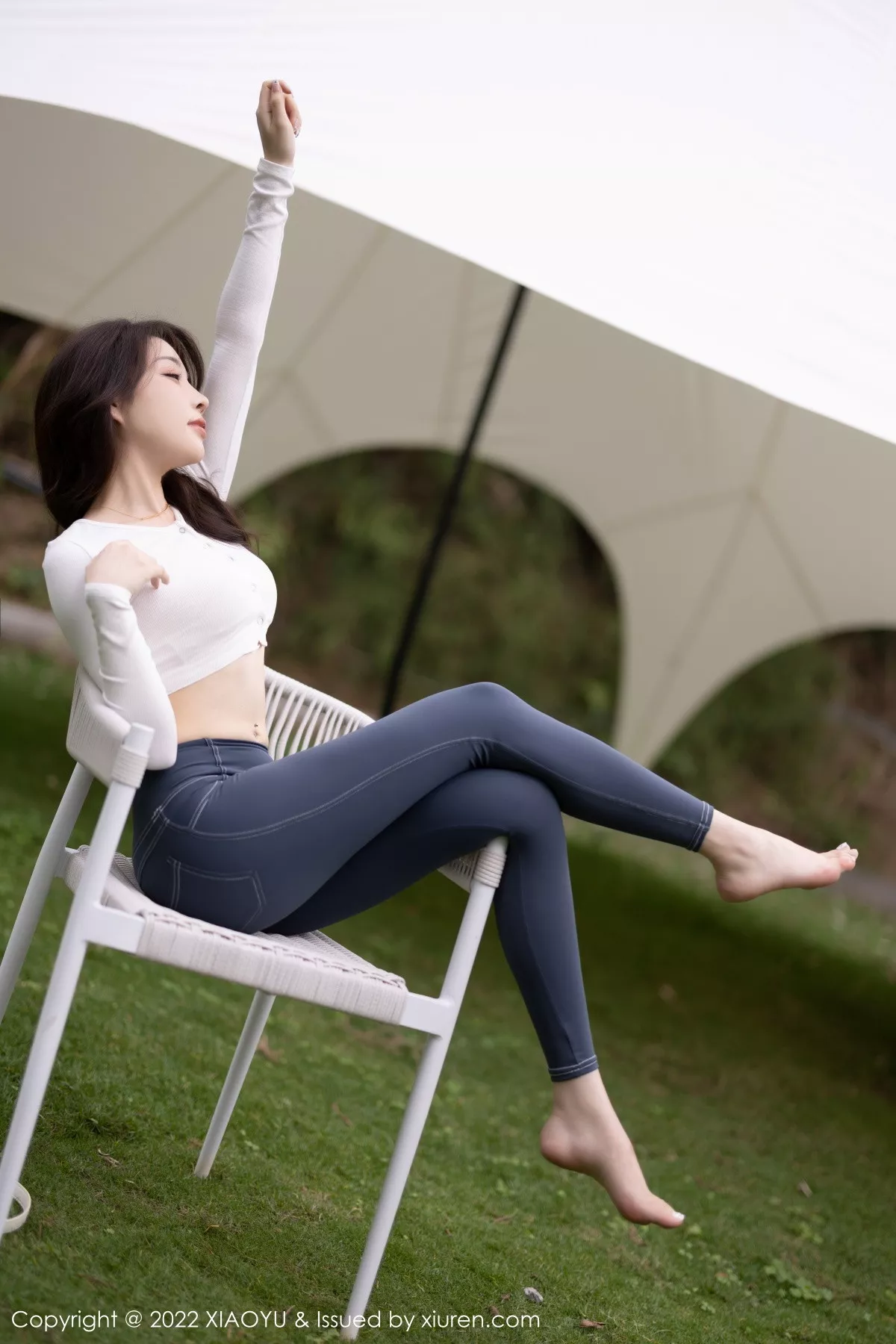 秀人集.com_[XiaoYu画语界]Vol.911_模特徐莉芝Booty白色收身衣配简约长裤+白色情趣内衣诱惑写真84P