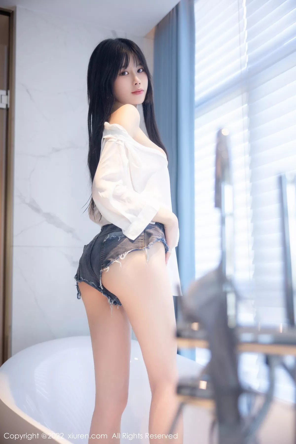 秀人集.com_[XiuRen秀人网]No.5909_模特77qiqi私房浴室脱性感白T露浅蓝色蕾丝内衣迷人诱惑写真85P