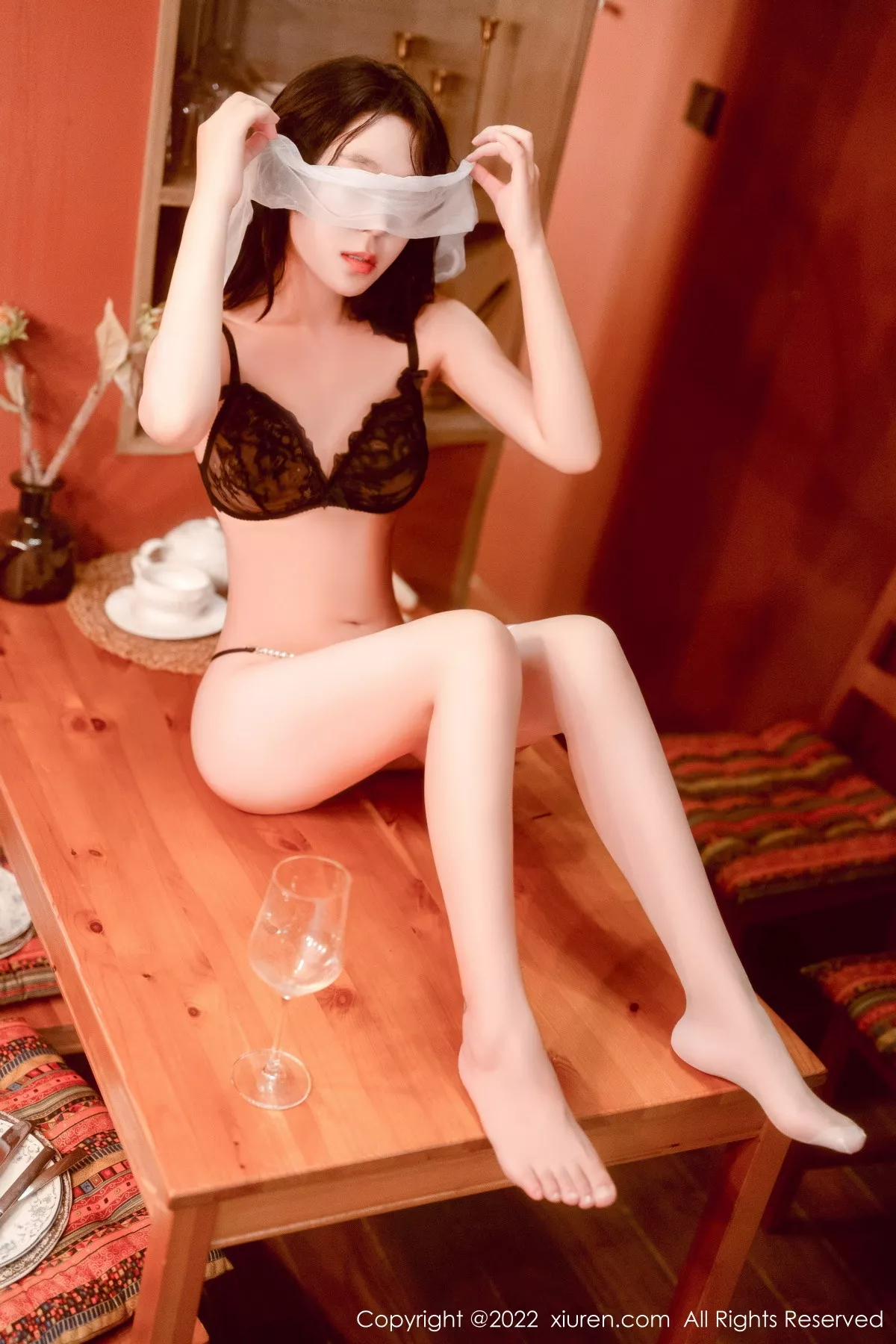 秀人集.com_[XiuRen秀人网]No.5923_模特露露luncy酒店场景黑色蕾丝内衣秀曼妙身姿撩人诱惑写真68P
