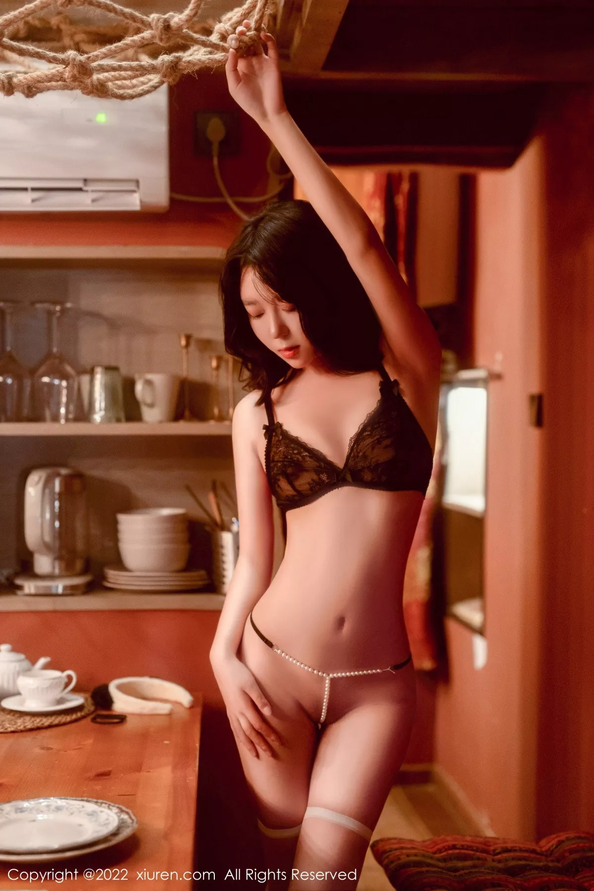 秀人集.com_[XiuRen秀人网]No.5923_模特露露luncy酒店场景黑色蕾丝内衣秀曼妙身姿撩人诱惑写真68P