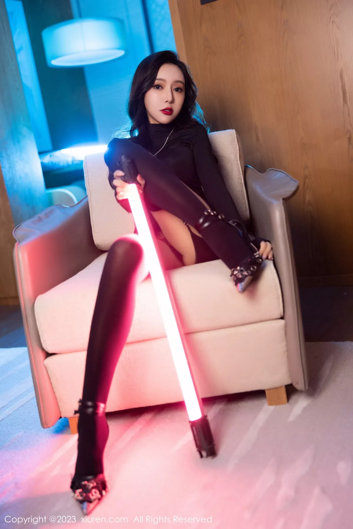 秀人集.com_[XiuRen秀人网]No.6099_女神王馨瑶yanni黑色紧身服饰露暗红色蕾丝内衣完美诱惑写真77P