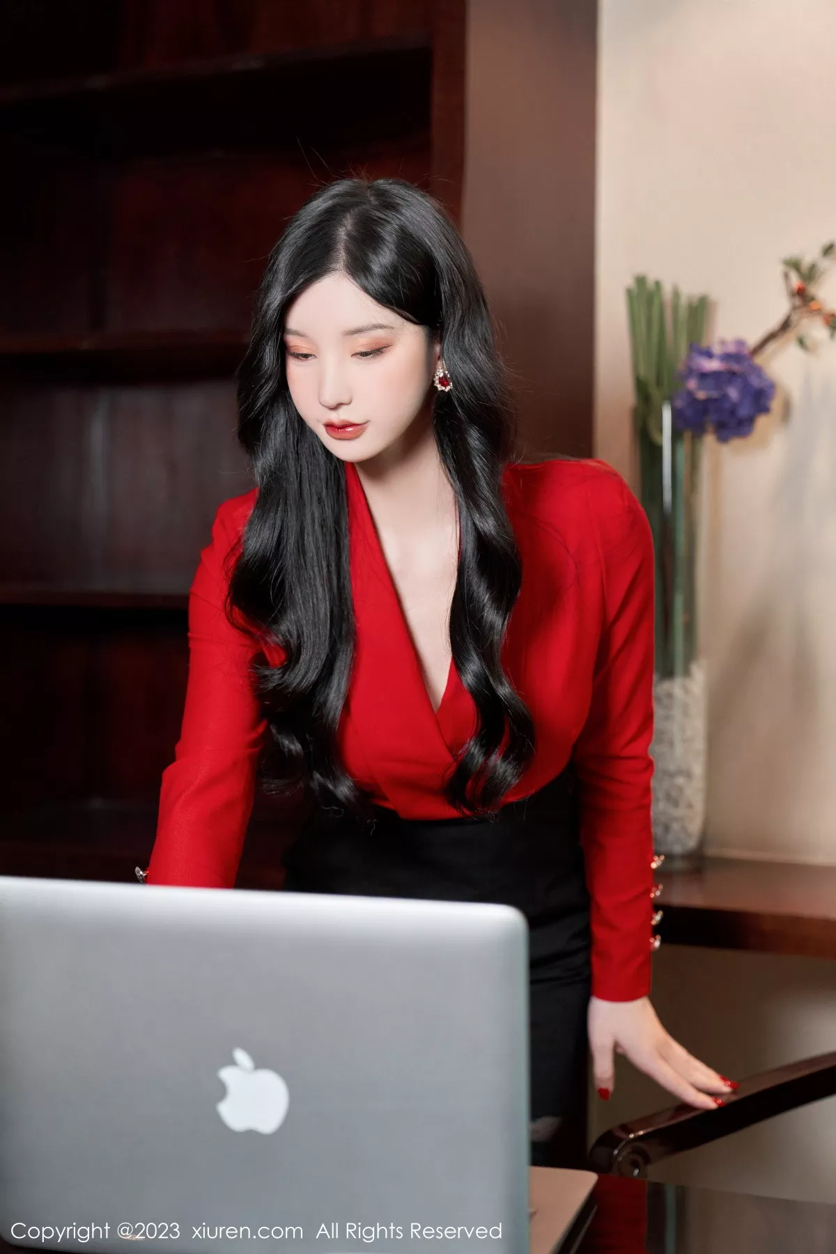 秀人集.com_[XiuRen秀人网]No.6101_女神周于希Sally办公室秘密主题脱制服露黑色蕾丝内衣诱惑写真84P