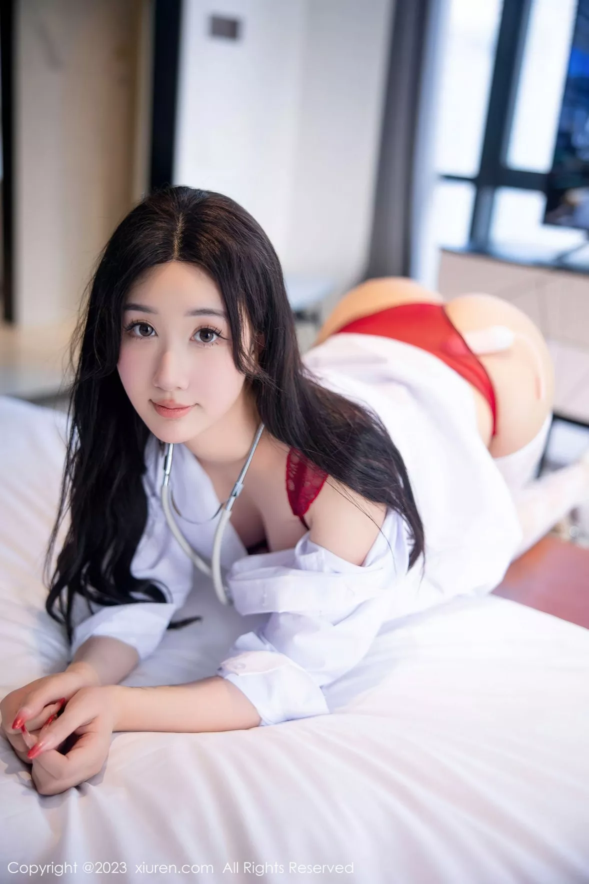 秀人集.com_[XiuRen秀人网]No.6130_模特江真真护士服露红色蕾丝内衣配蕾丝袜秀曼妙身姿诱惑写真105P