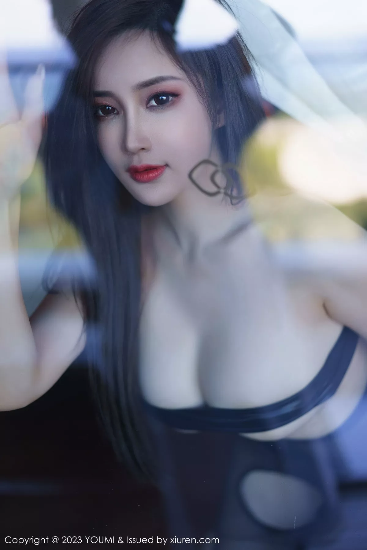 秀人集.com_[YouMi尤蜜荟]Vol.890_女神Carol周妍希白色上衣配黑短裙露性感内衣破烂黑丝诱惑写真97P