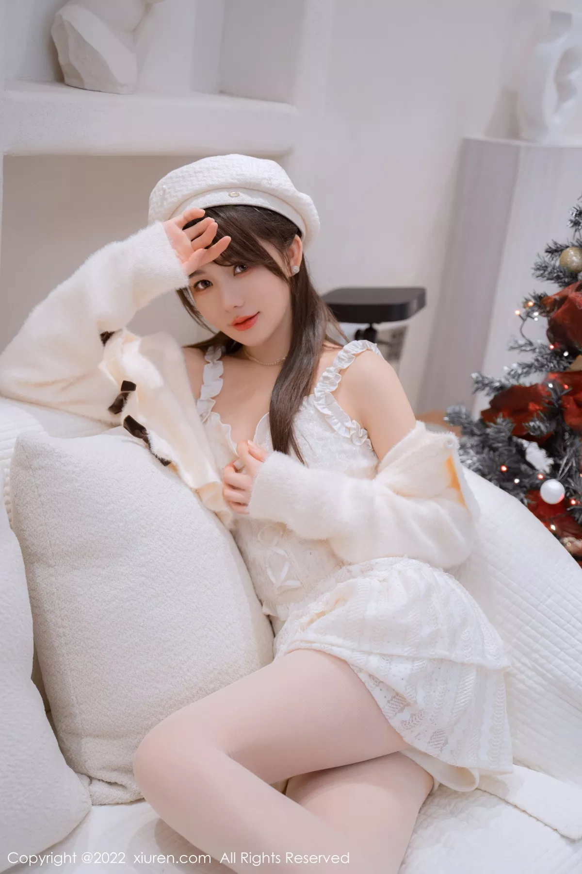 秀人集.com_[XiuRen秀人网]No.6025_模特婠婠么性感白色毛线上衣配白短裙秀曼妙身姿完美诱惑写真68P