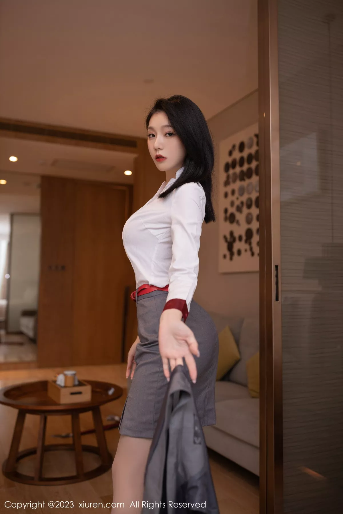 秀人集.com_[XiuRen秀人网]No.6148_模特安然anran空姐角色扮演脱制服露红色蕾丝内衣惹火诱惑写真82P