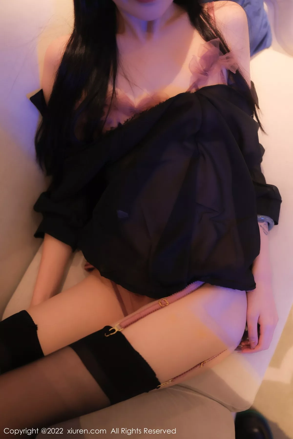 秀人集.com_[XiuRen秀人网]No.6030_模特77qiqi私房脱黑衬衣露性感淡红轻透内衣秀完美身材诱惑写真72P