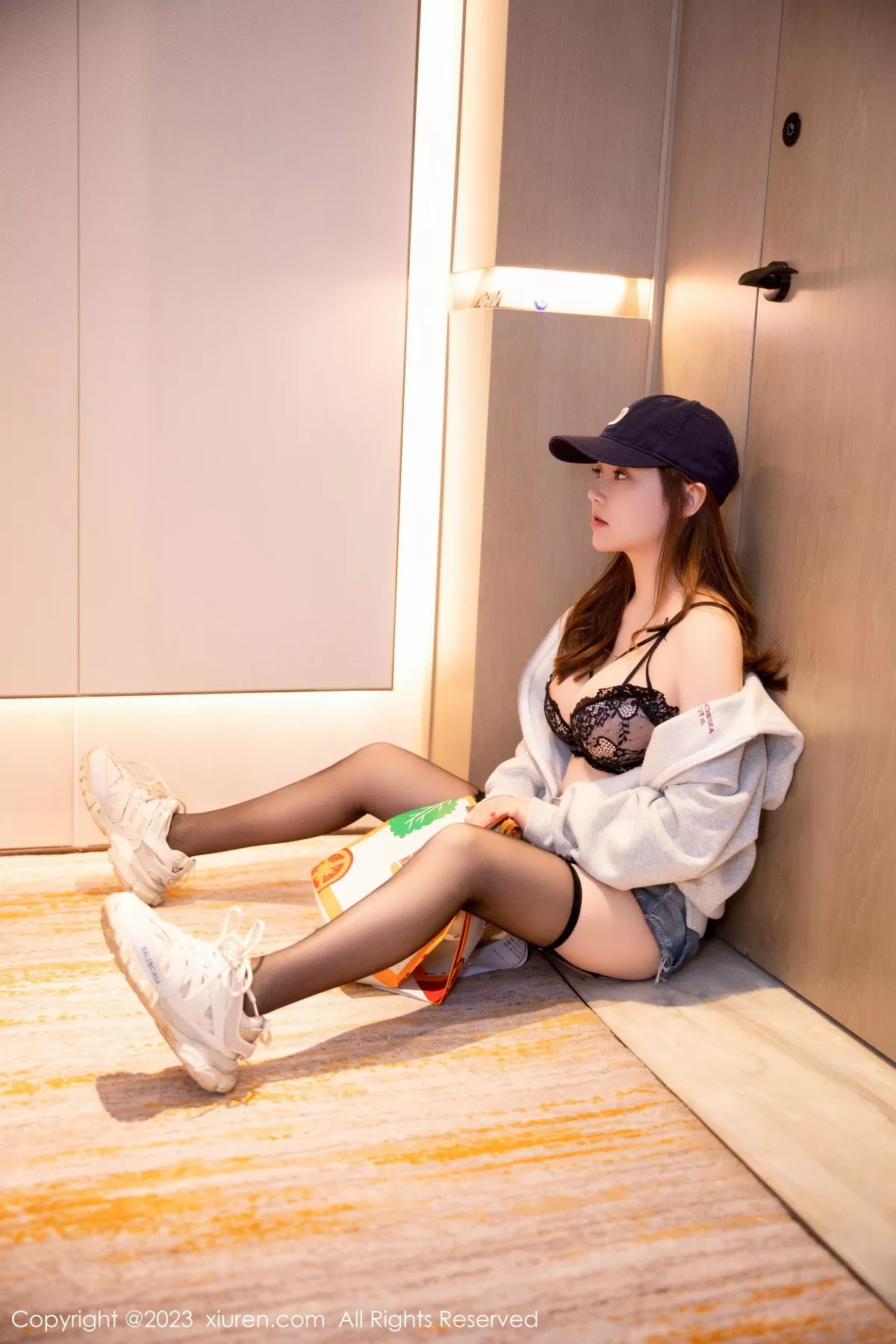 秀人集.com_[XiuRen秀人网]No.6155_模特豆瓣酱角色扮演性感黑色蕾丝内衣配超薄黑丝惹火诱惑写真87P