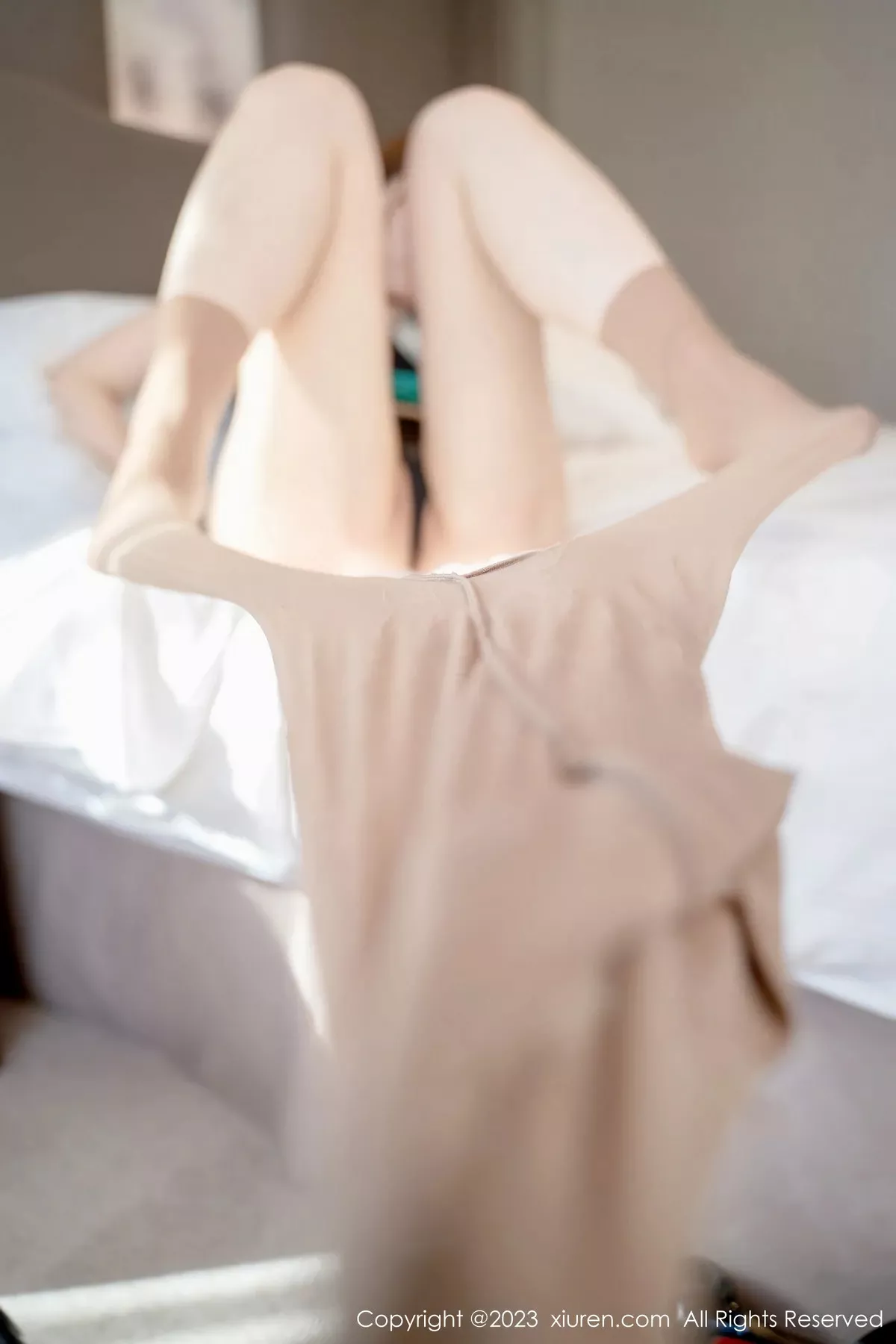 秀人集.com_[XiuRen秀人网]No.6219_模特顾乔楠Cora私生活主题脱绿色连衣短裙秀完美身材诱惑写真79P