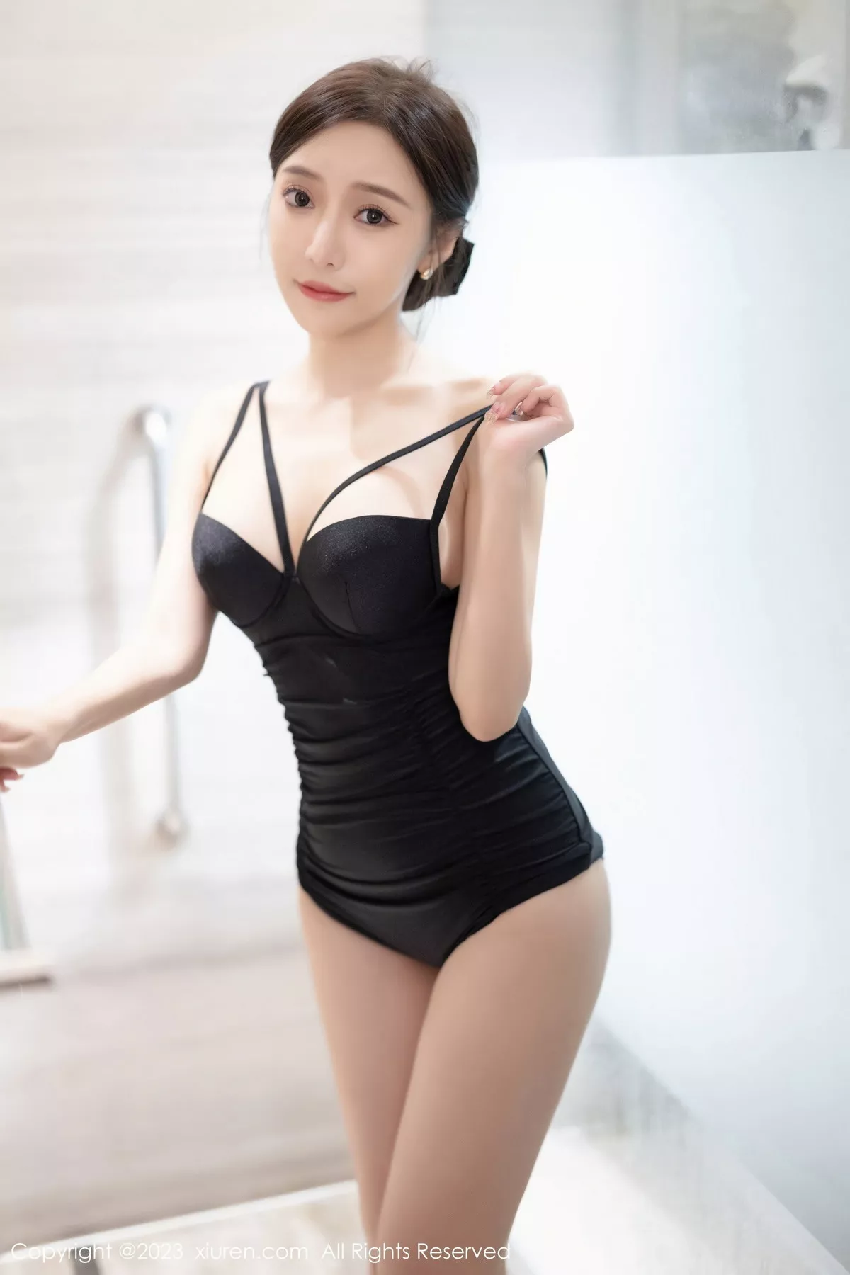 秀人集.com_[XiuRen秀人网]No.6222_女神王馨瑶yanni海南岛旅拍性感黑色泳装秀丰满身材迷人写真84P