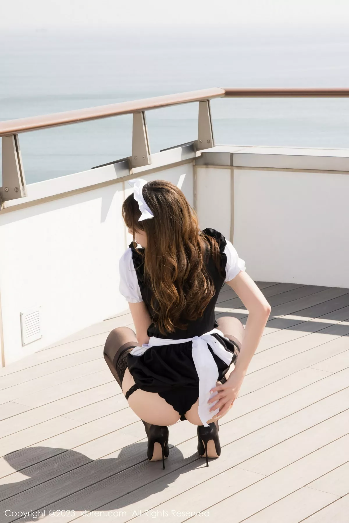 秀人集.com_[XiuRen秀人网]No.6224_模特萌汉药baby半脱女仆装露性感黑色内衣配蕾丝吊袜魅惑写真68P