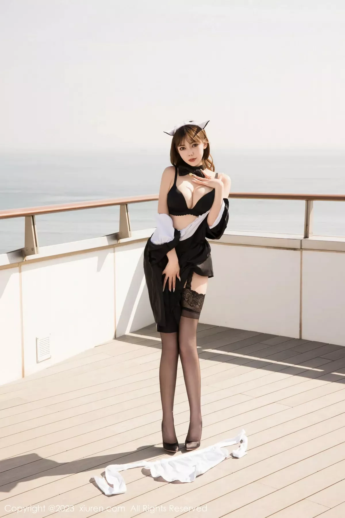 秀人集.com_[XiuRen秀人网]No.6224_模特萌汉药baby半脱女仆装露性感黑色内衣配蕾丝吊袜魅惑写真68P